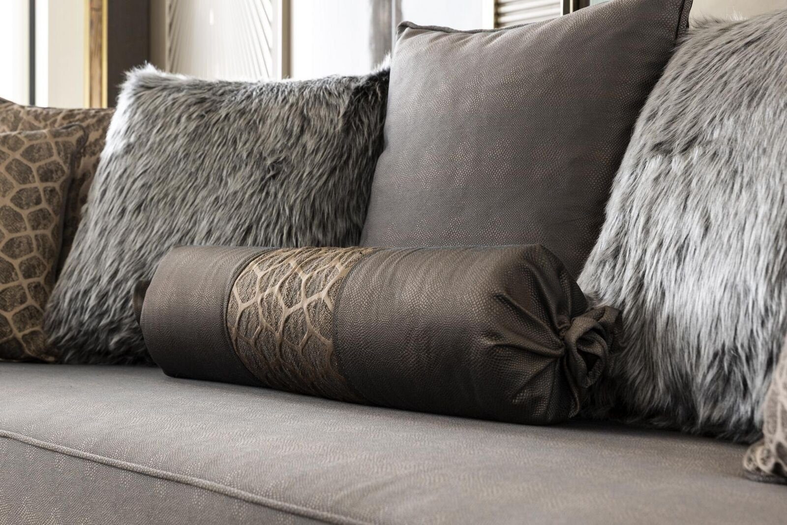 Couch Design, Luxus Sofa Dreisitzer Big in Sofa Möbel Europe JVmoebel Polster xxl 260cm Made