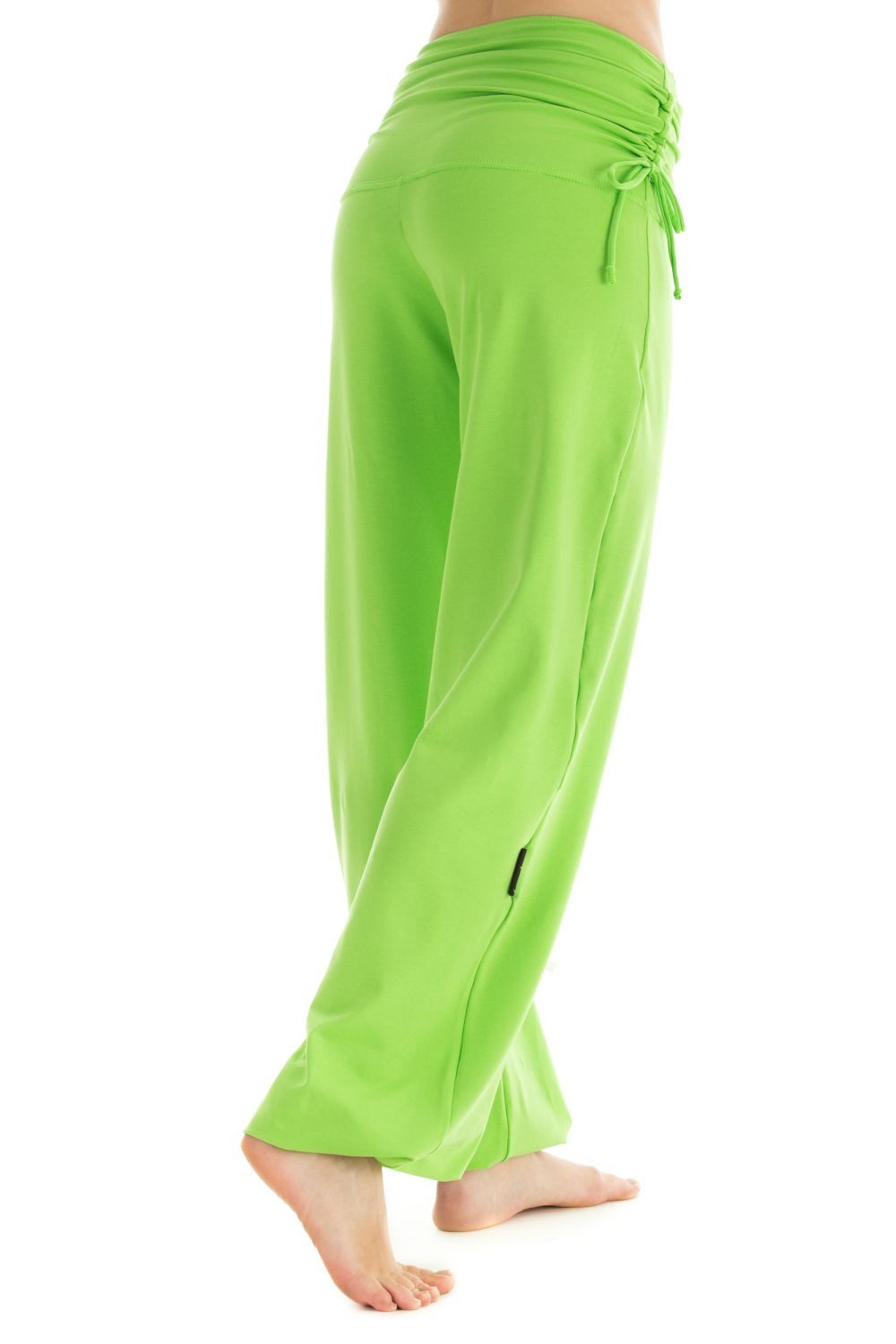 Winshape Sporthose WH1 mit seitlicher Raffung – Bild 5 von 5
