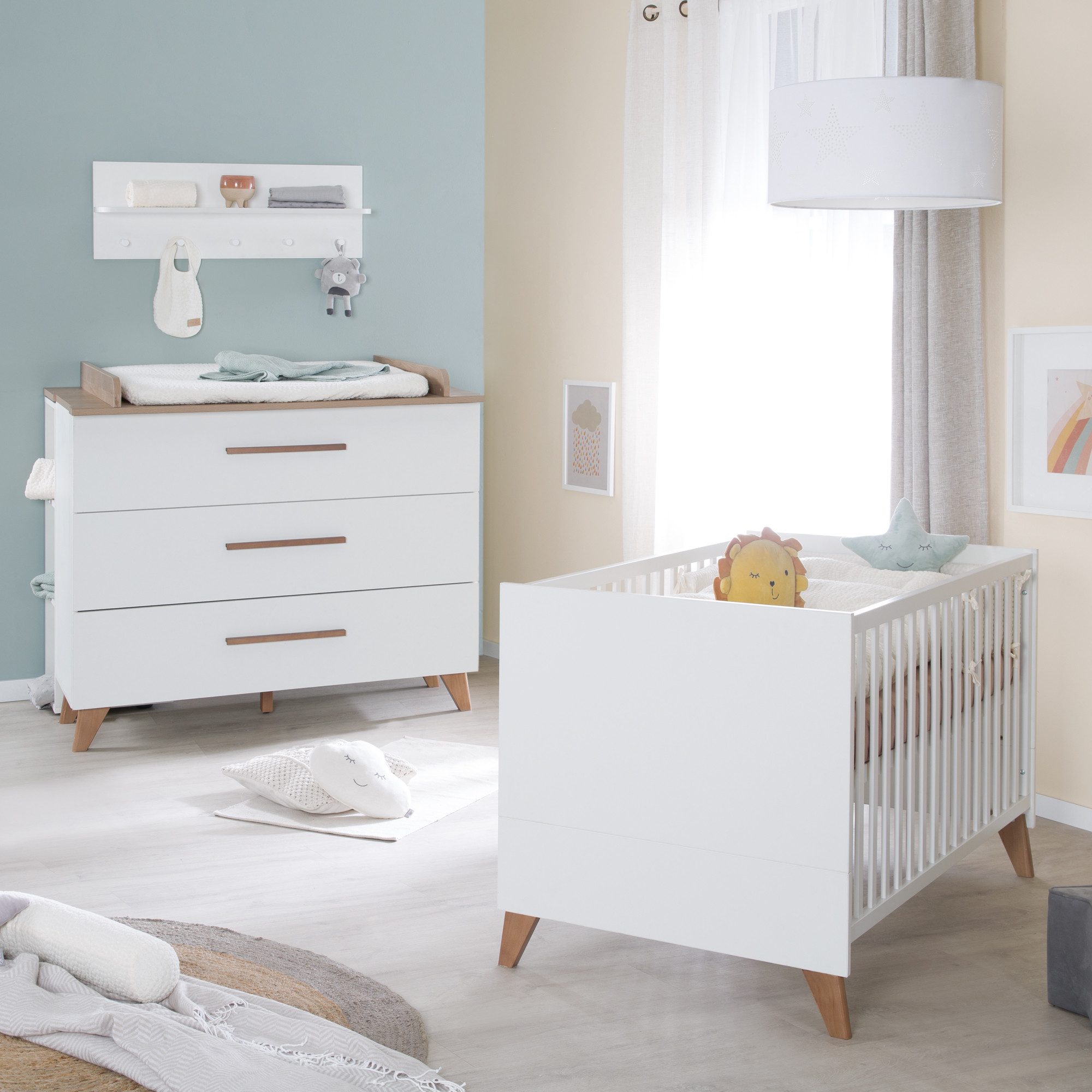 roba® Babymöbel-Set Ole 2-teilig, modernes Kinderzimmer - Griffe & Füße aus Massivholz