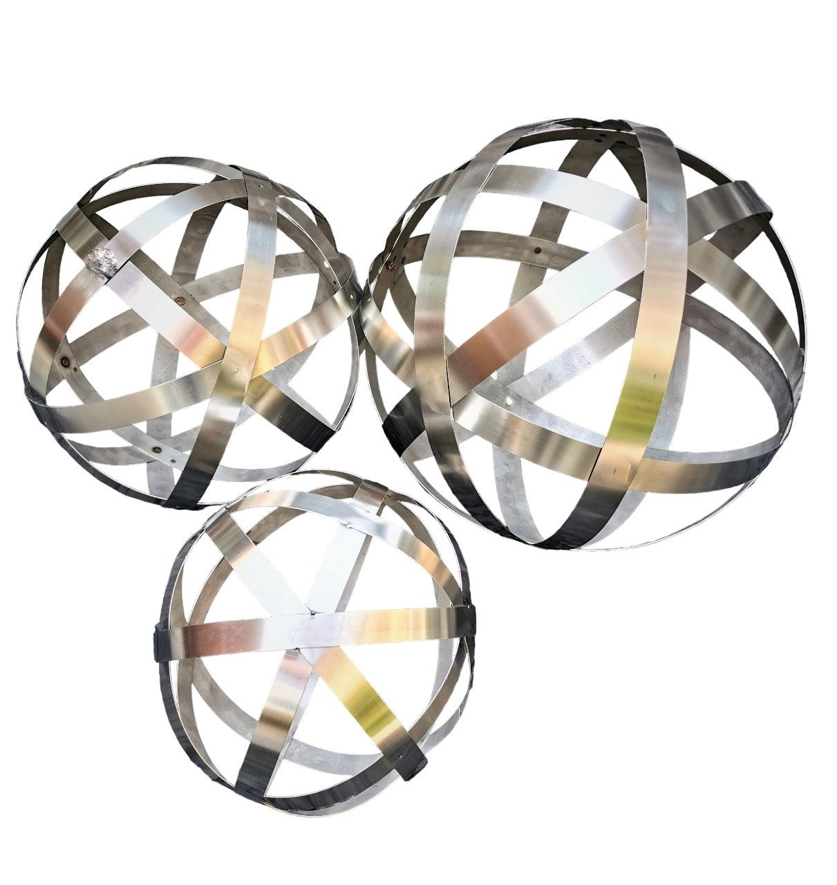 Jürgen Bocker - Gartenambiente Dekokugel Dekokugel Geflecht 3er Set Edelstahl matt Dekorationskugel Gartenkugel. € 84,99