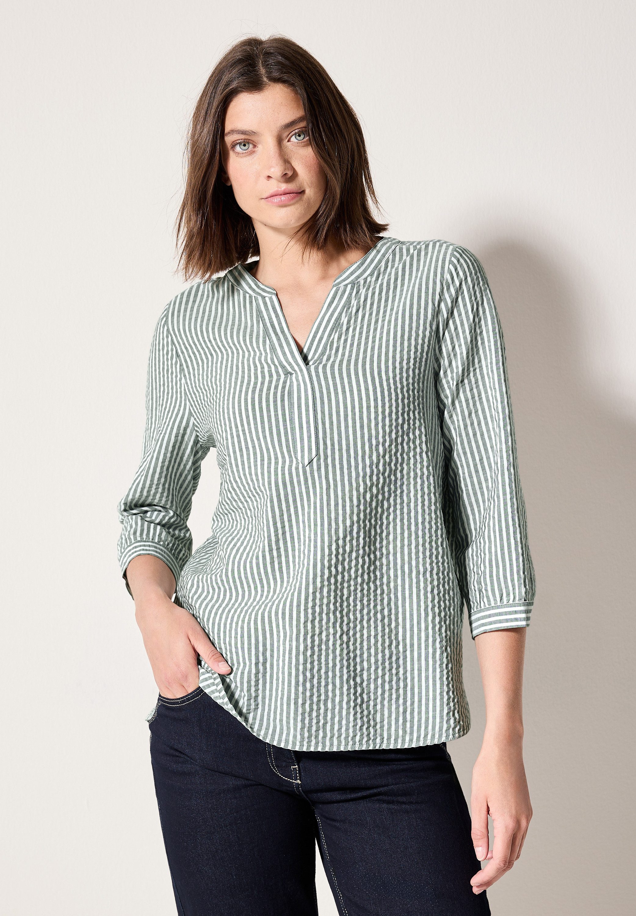 Klassische Bluse