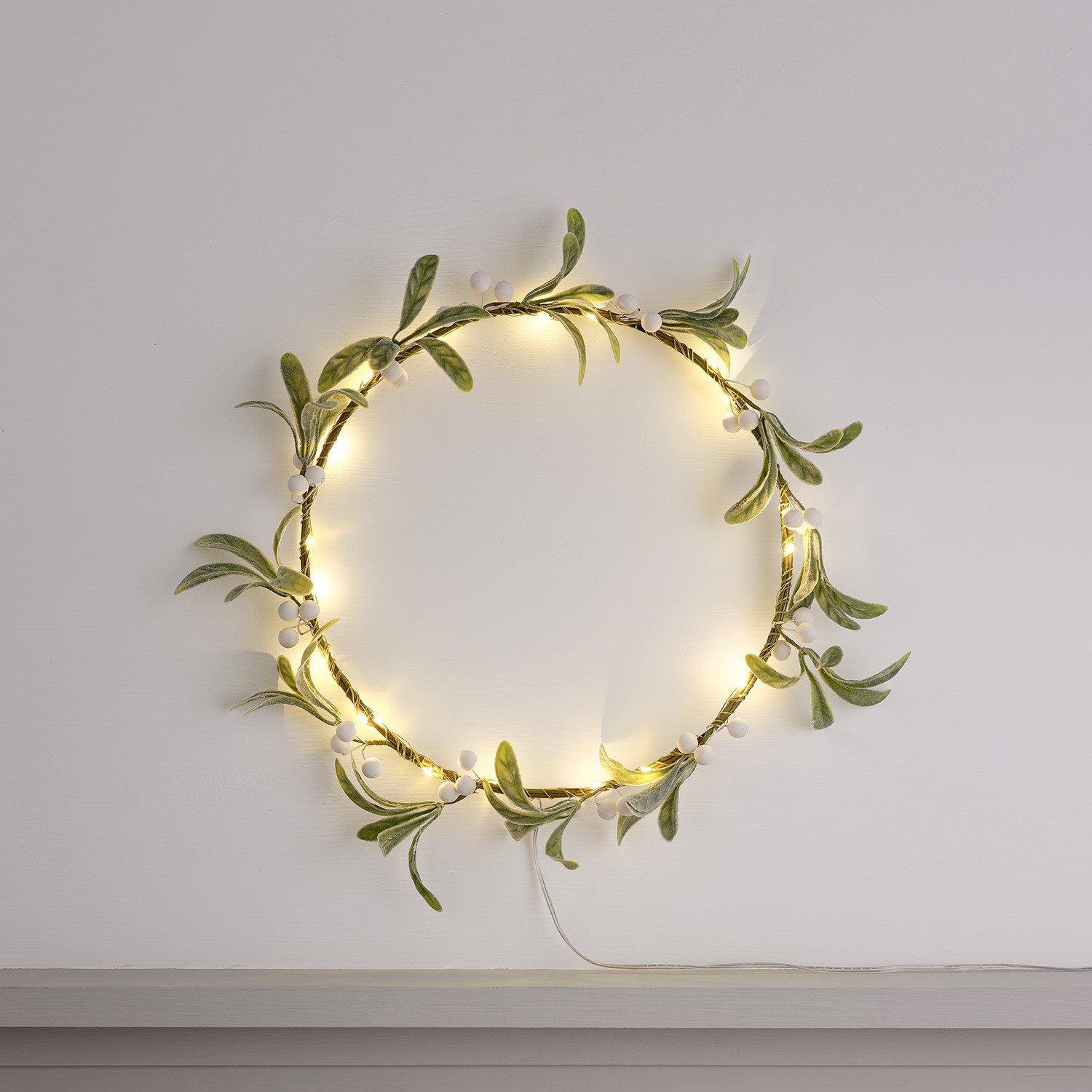 Lights4fun Adventskranz 25cm LED Mistelzweig Weihnachtskranz minimalistisch, Adventsgesteck