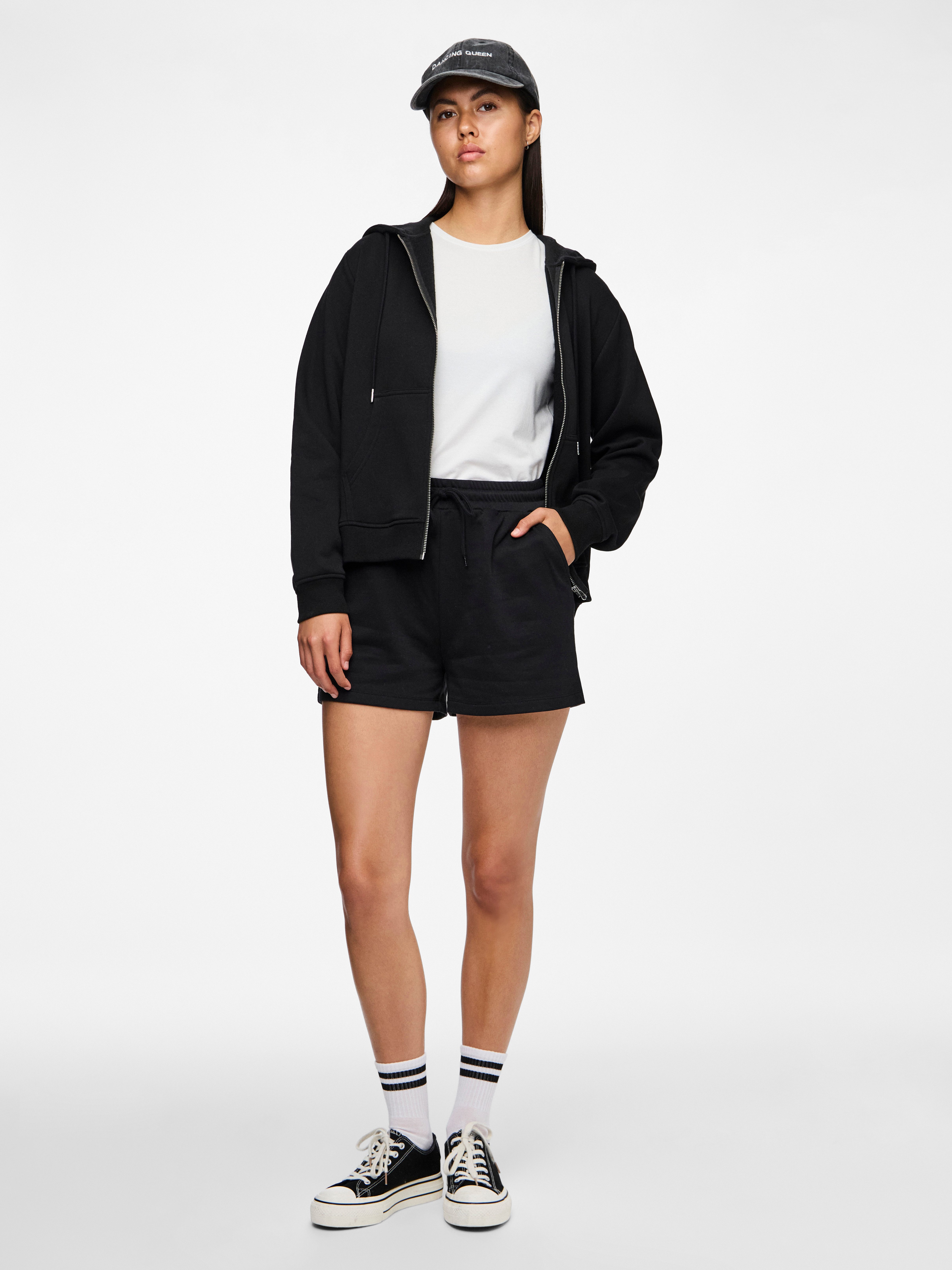 pieces Sweatshorts PCCHILLI SUMMER HW SHORTS UB NOOS BC Baumwollmischung, regular fit