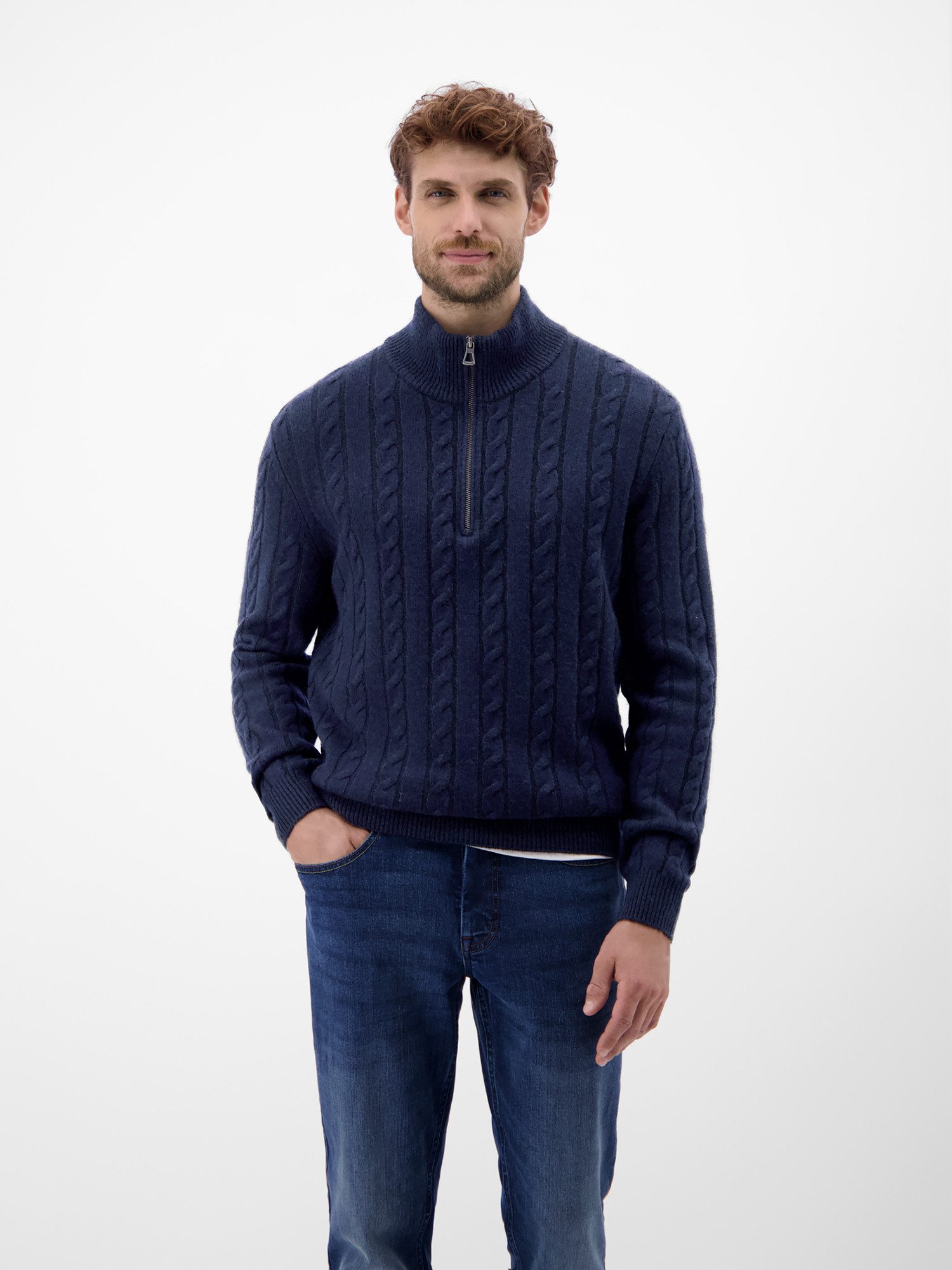 Strickpullover Troyer mit Zopfmuster - Klassik trifft Coolness