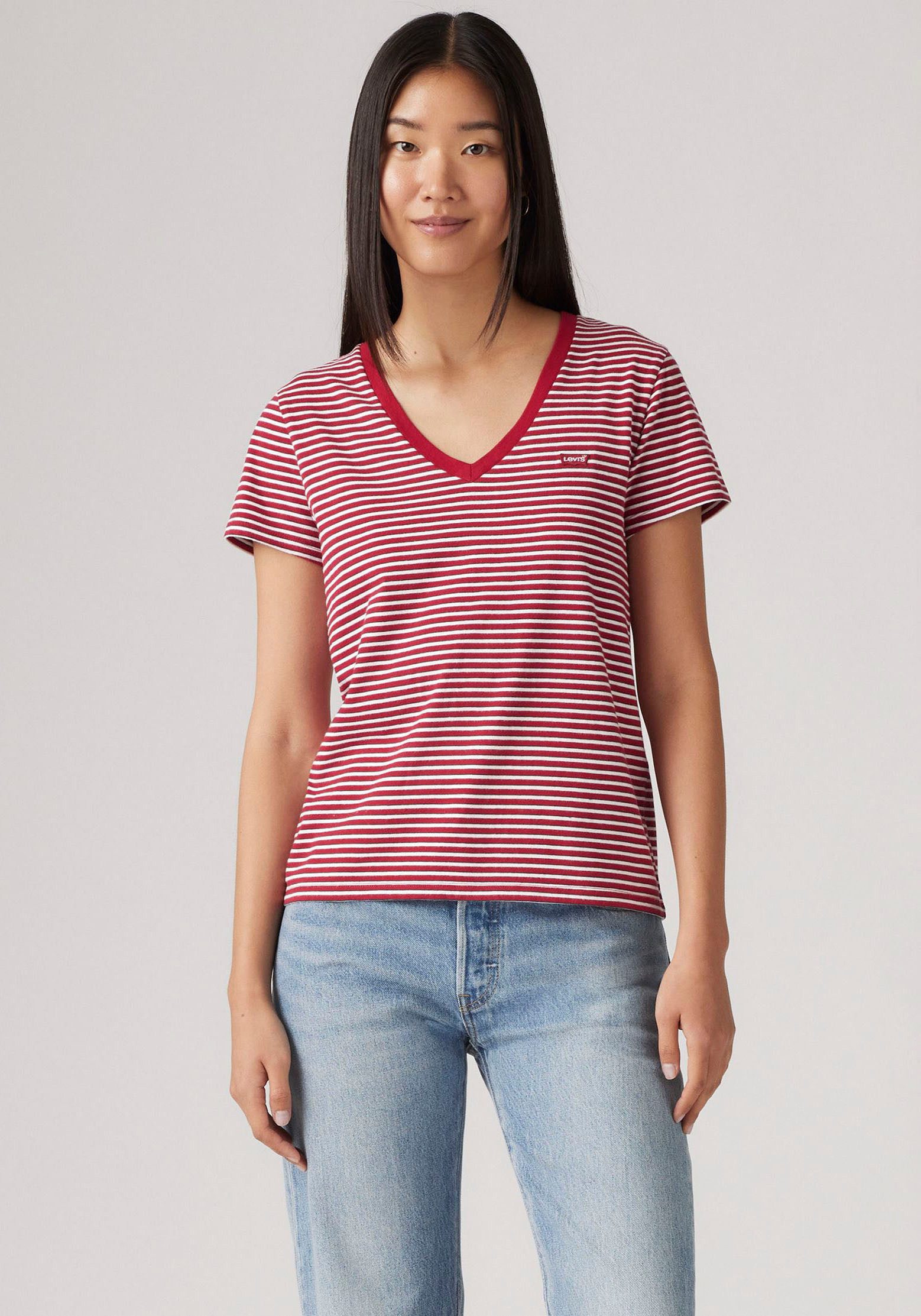 Levi's® V-Shirt PERFECT VNECK mit Mini-Batwing-Logostickerei günstig online kaufen