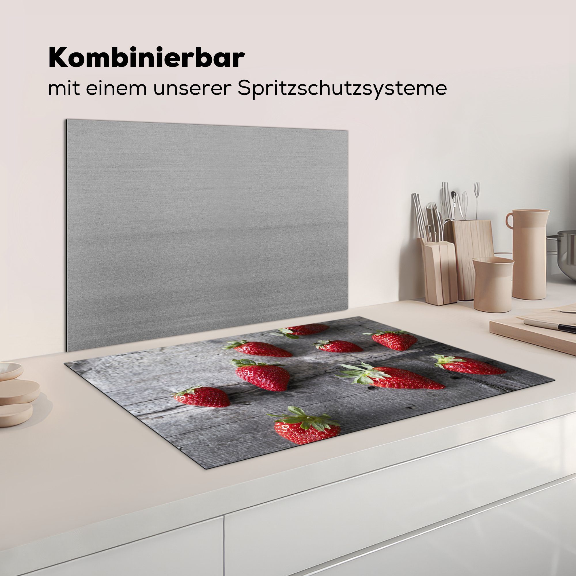 Erdbeere (1 Vinyl, küche, die - - Tisch Induktionskochfeld Schutz MuchoWow für tlg), Ceranfeldabdeckung Herdblende-/Abdeckplatte cm, Holz, 81x52