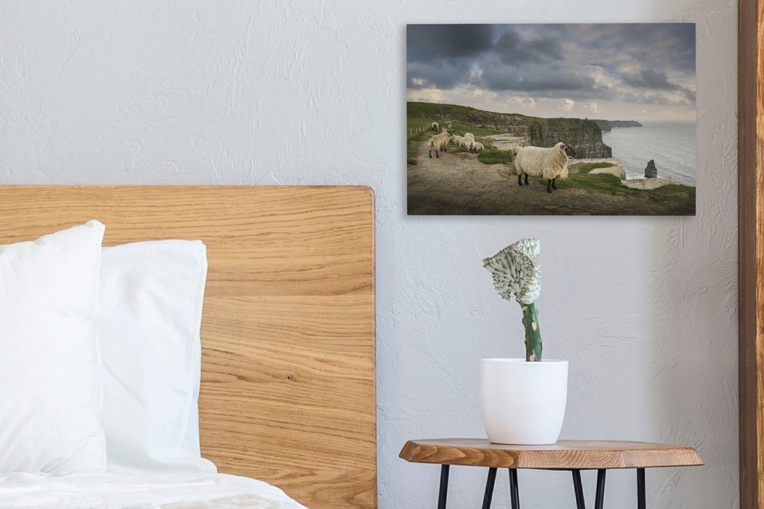 auf 30x20 Küstenklippen stehen OneMillionCanvasses® Leinwandbild (1 Irland, in Aufhängefertig, Schafe Wanddeko, St), cm Wandbild Leinwandbilder,