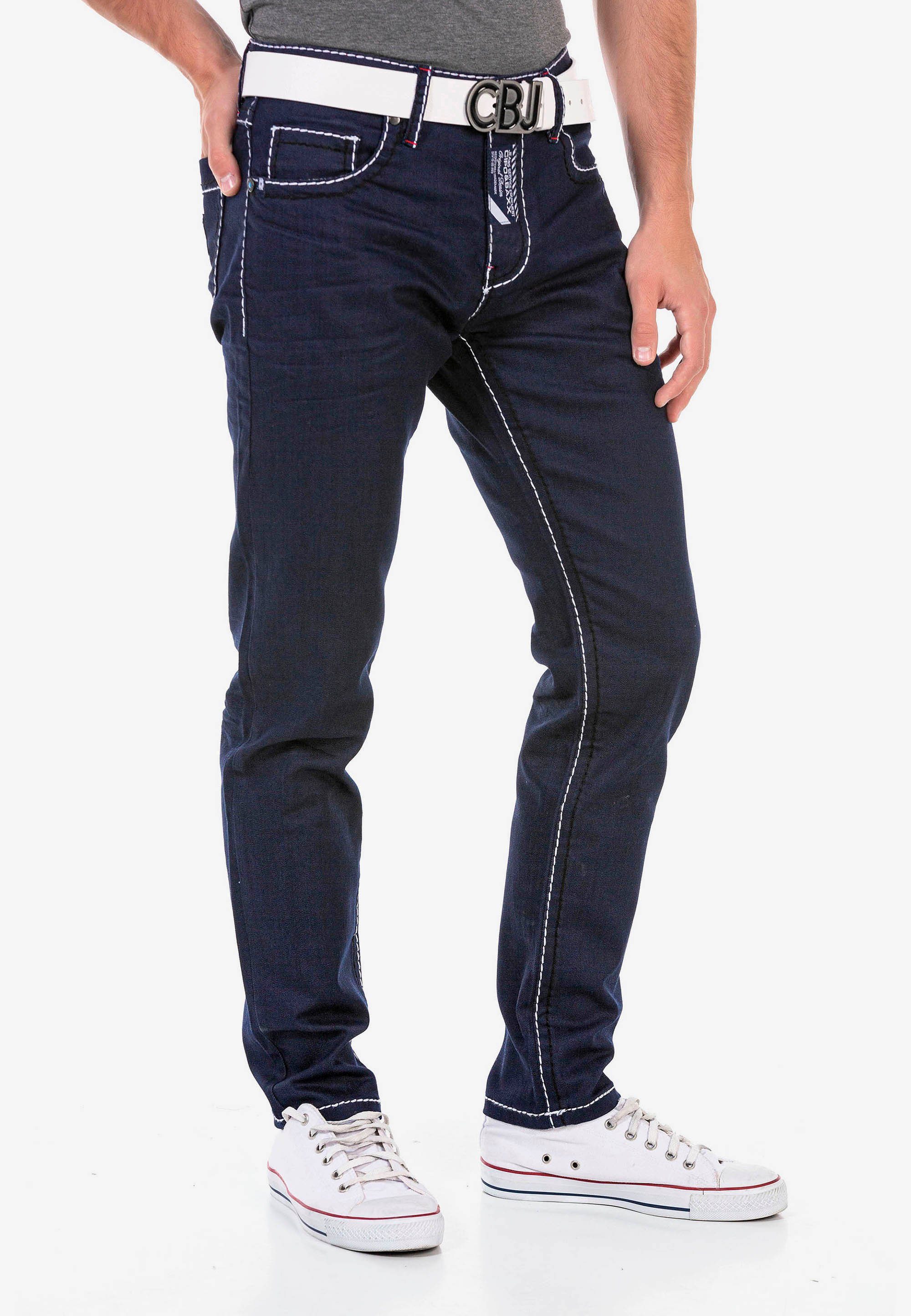 Cipo Kontrastnähten Straight-Jeans trendigen mit & Baxx