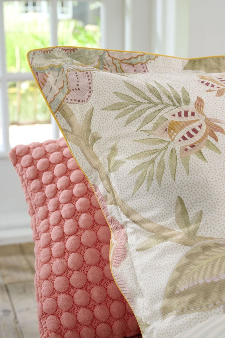 PiP Studio Dekokissen Dekokissen DE PIP Bombay Bold Off-white 80x80 Cremefarben, 80 x 80 cm
