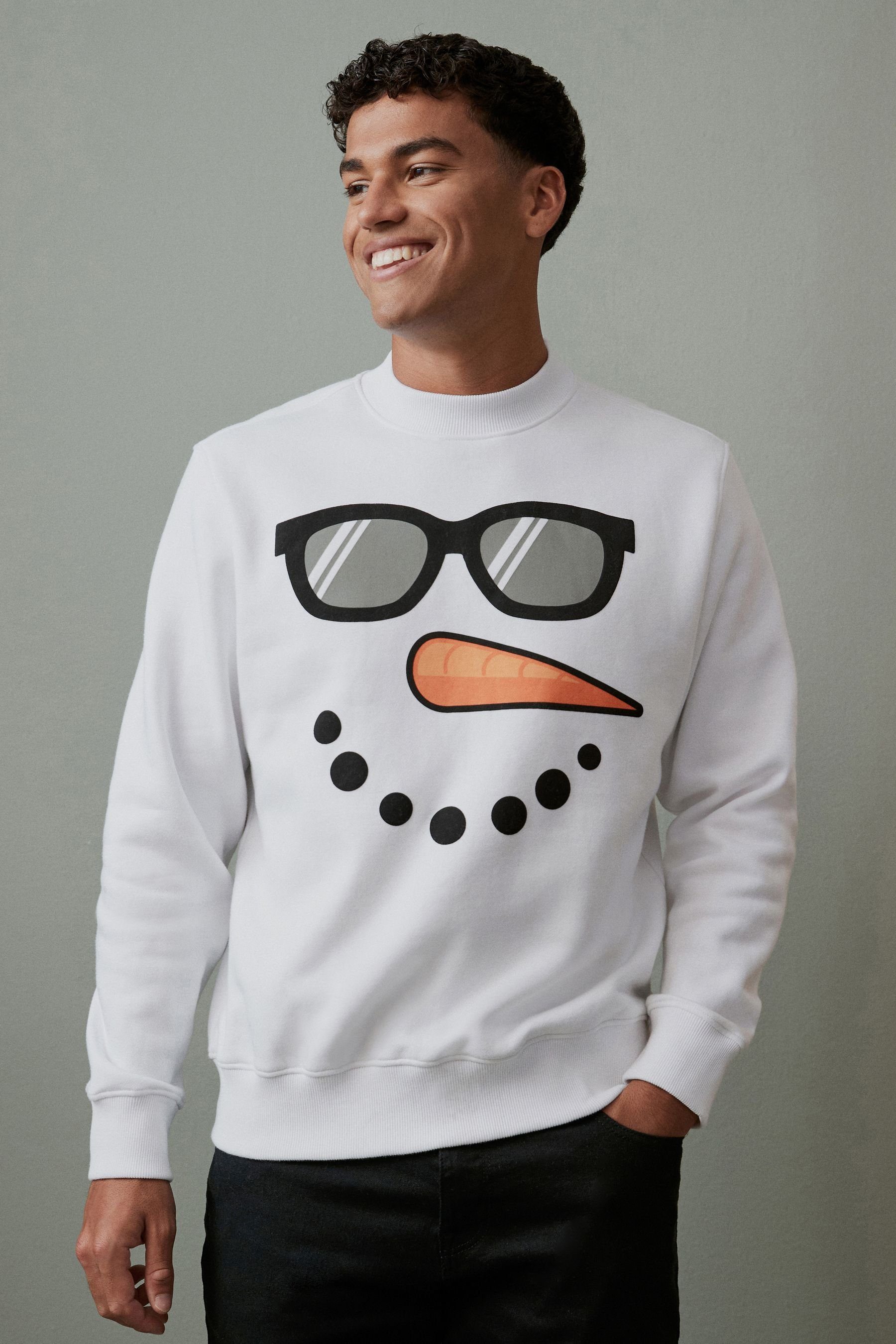 Next (1-tlg) White Weihnachtsmotiv mit Sweatshirt Pullover