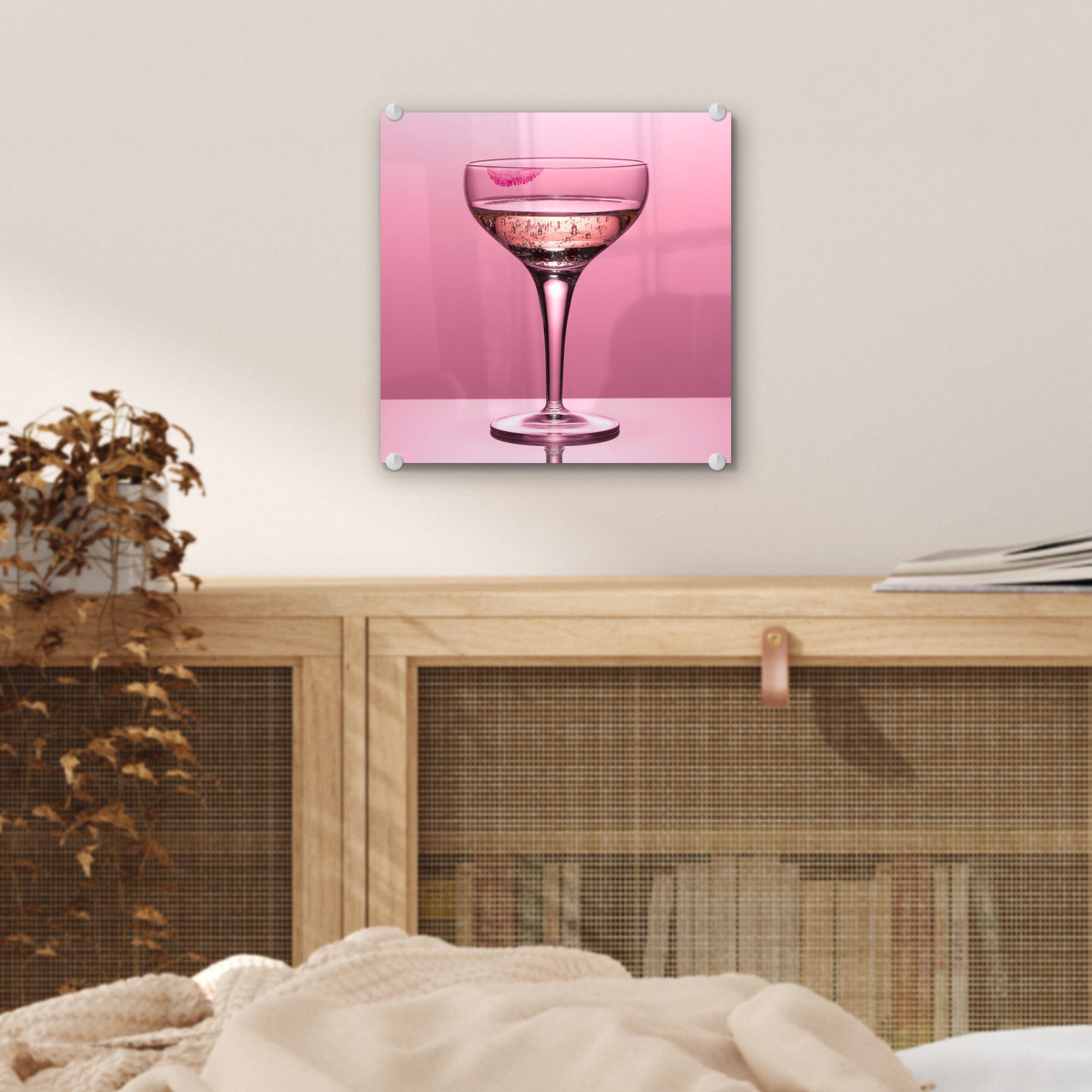 Nahaufnahme mit Glas Foto eines Wandbild - Lippendruck, Glasbilder (1 Glas St), Acrylglasbild - auf MuchoWow Wanddekoration Bilder - Sektglases auf