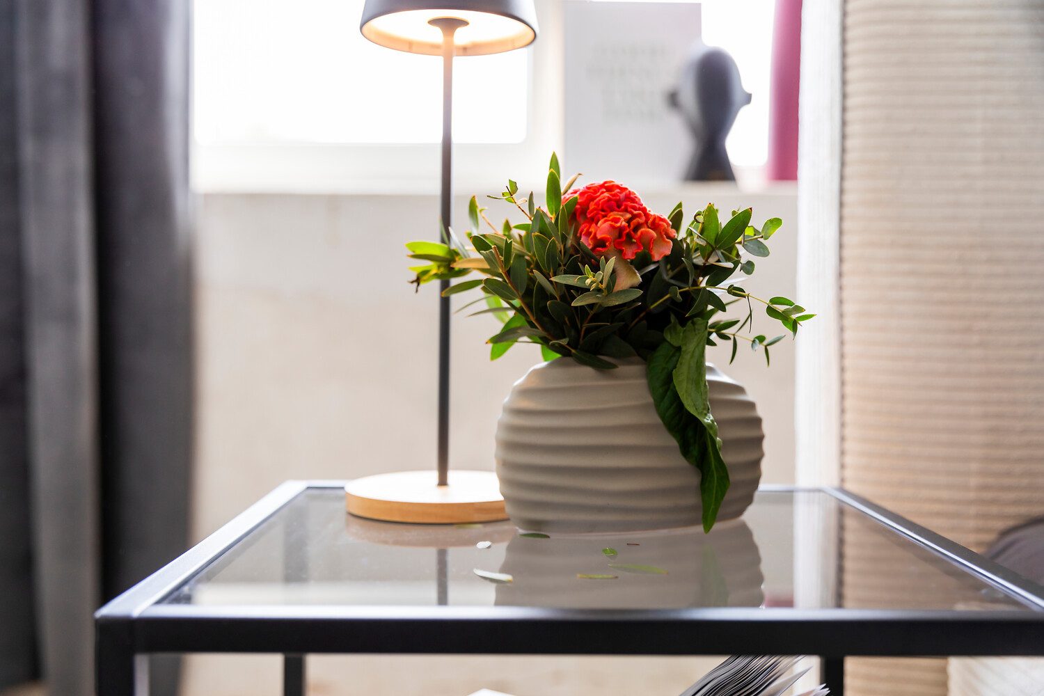 I.GE.A. Dekovase Keramik-Vase, 2er Set Kleine Vase Weiß Modern Keramik Tisch Küche Büro Pampasgras