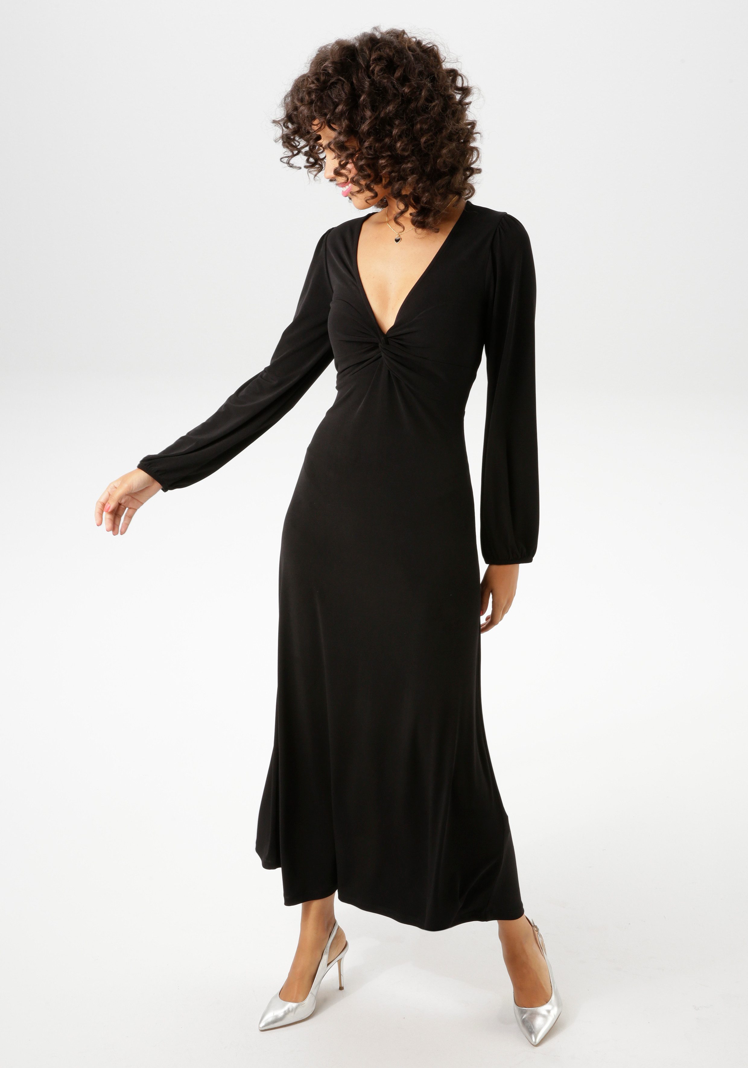 Aniston CASUAL Maxikleid mit raffiniertem Knoten günstig online kaufen