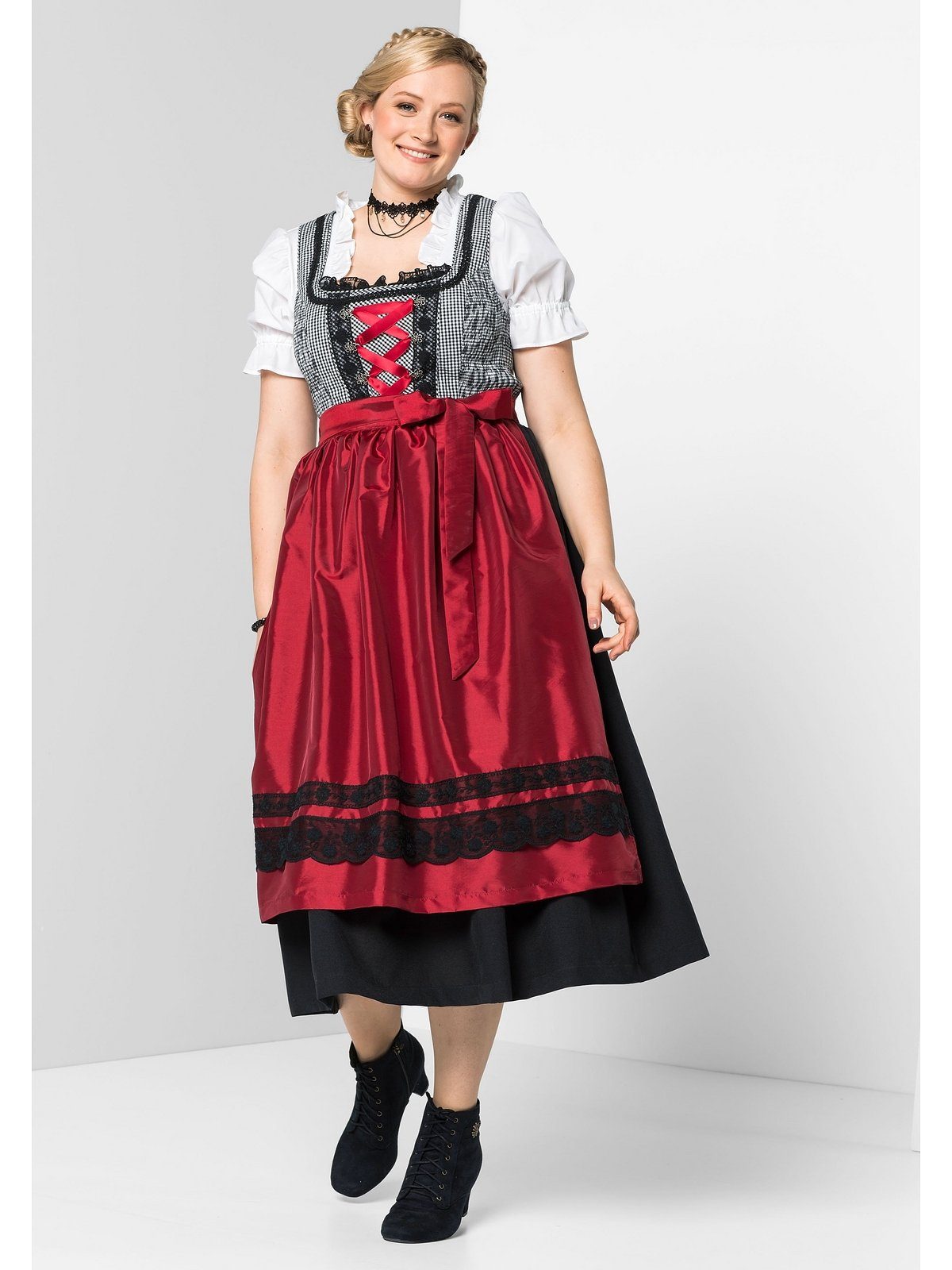 Sheego Kurzarmbluse Große Größen passend zum Dirndel