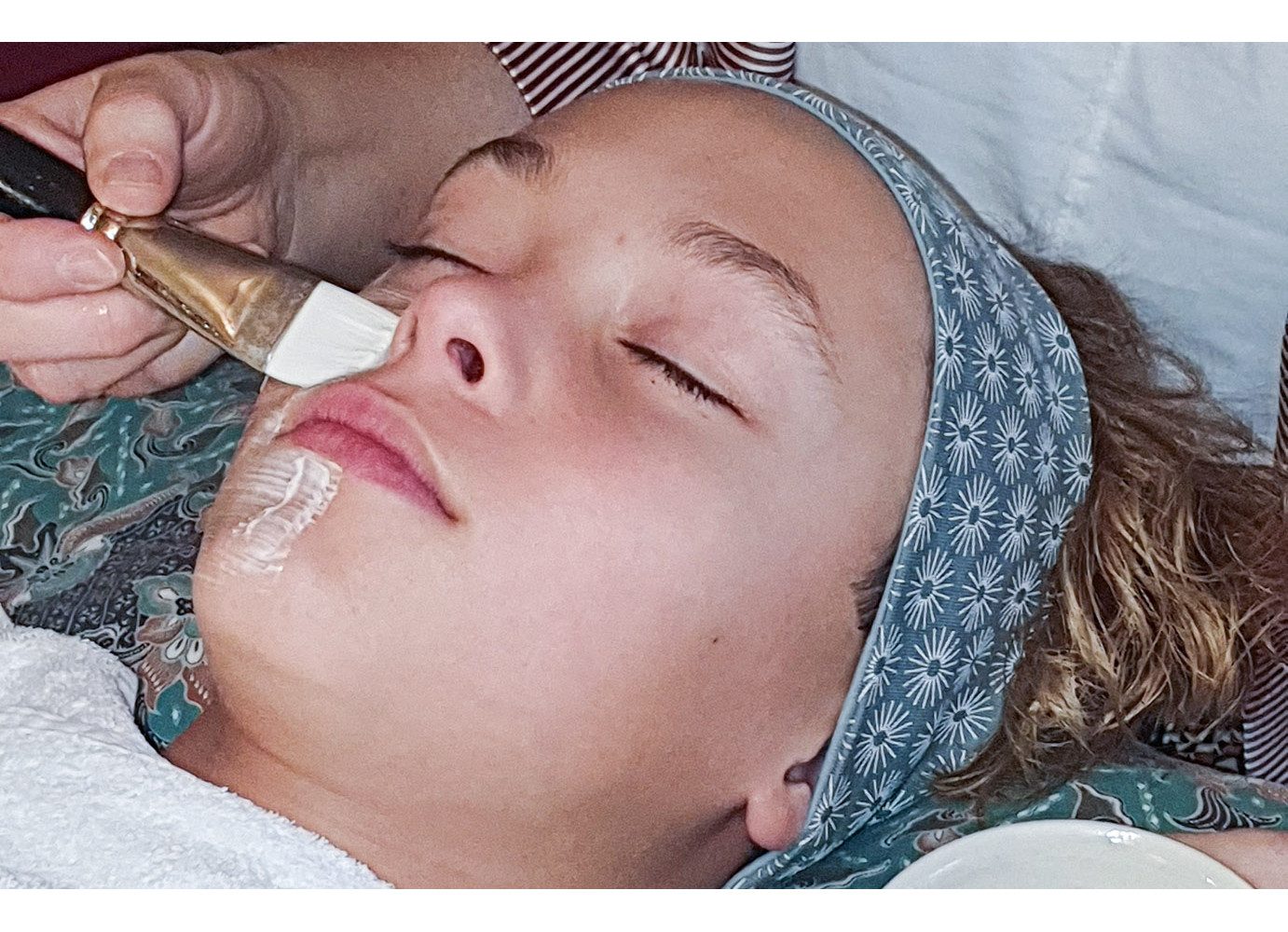 Jochen Schweizer Erlebnisgutschein Teenager Gesichtsbehandlung München