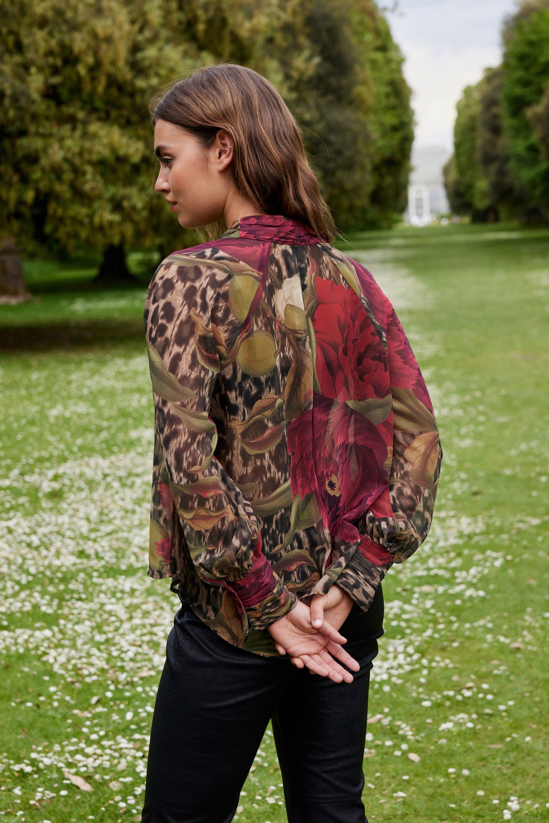 Next Langarmbluse Langärmelige Bluse mit Bindeausschnitt günstig online kaufen