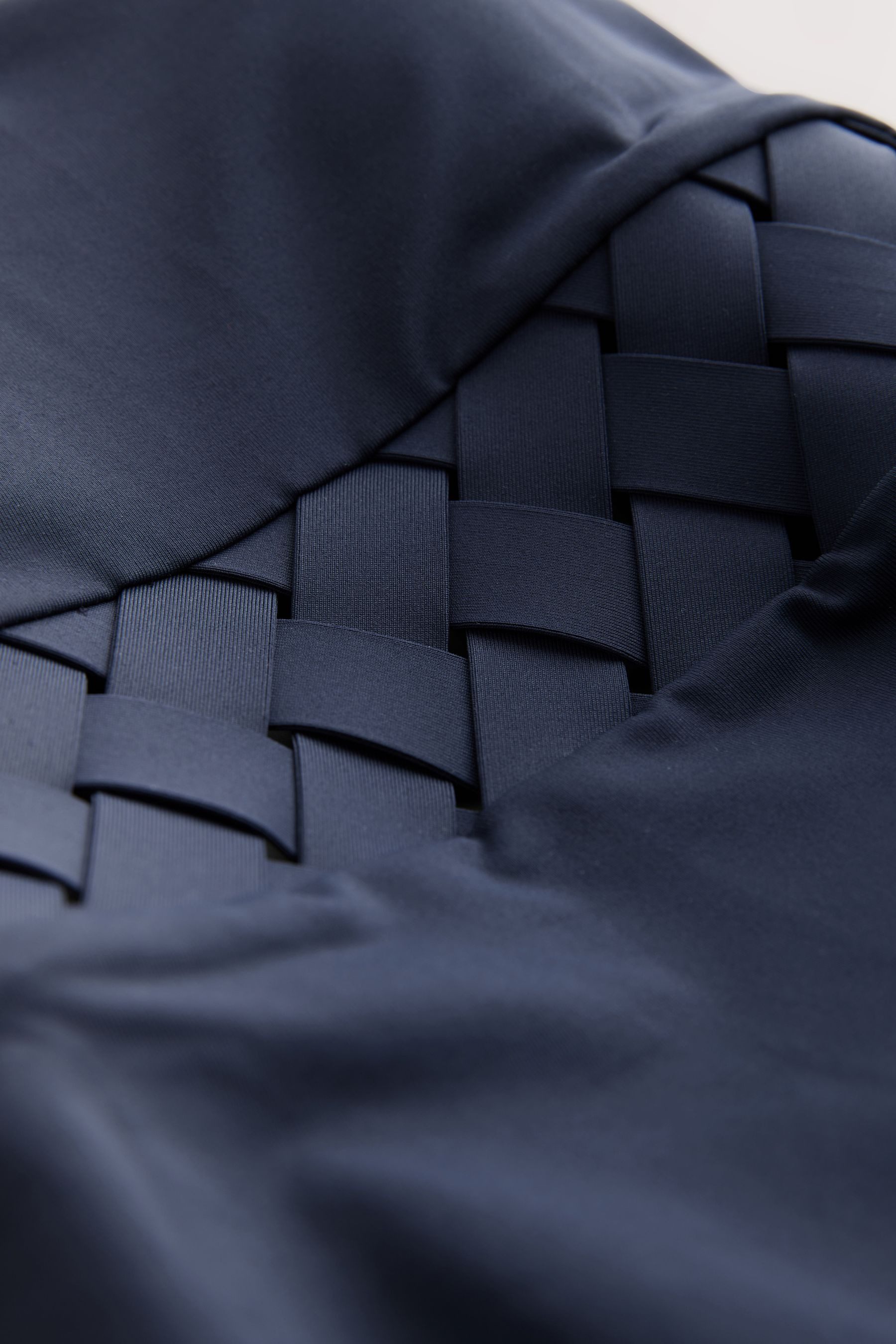 Next Badeanzug Hochgeschlossener, bauchformender Badeanzug (1-St)