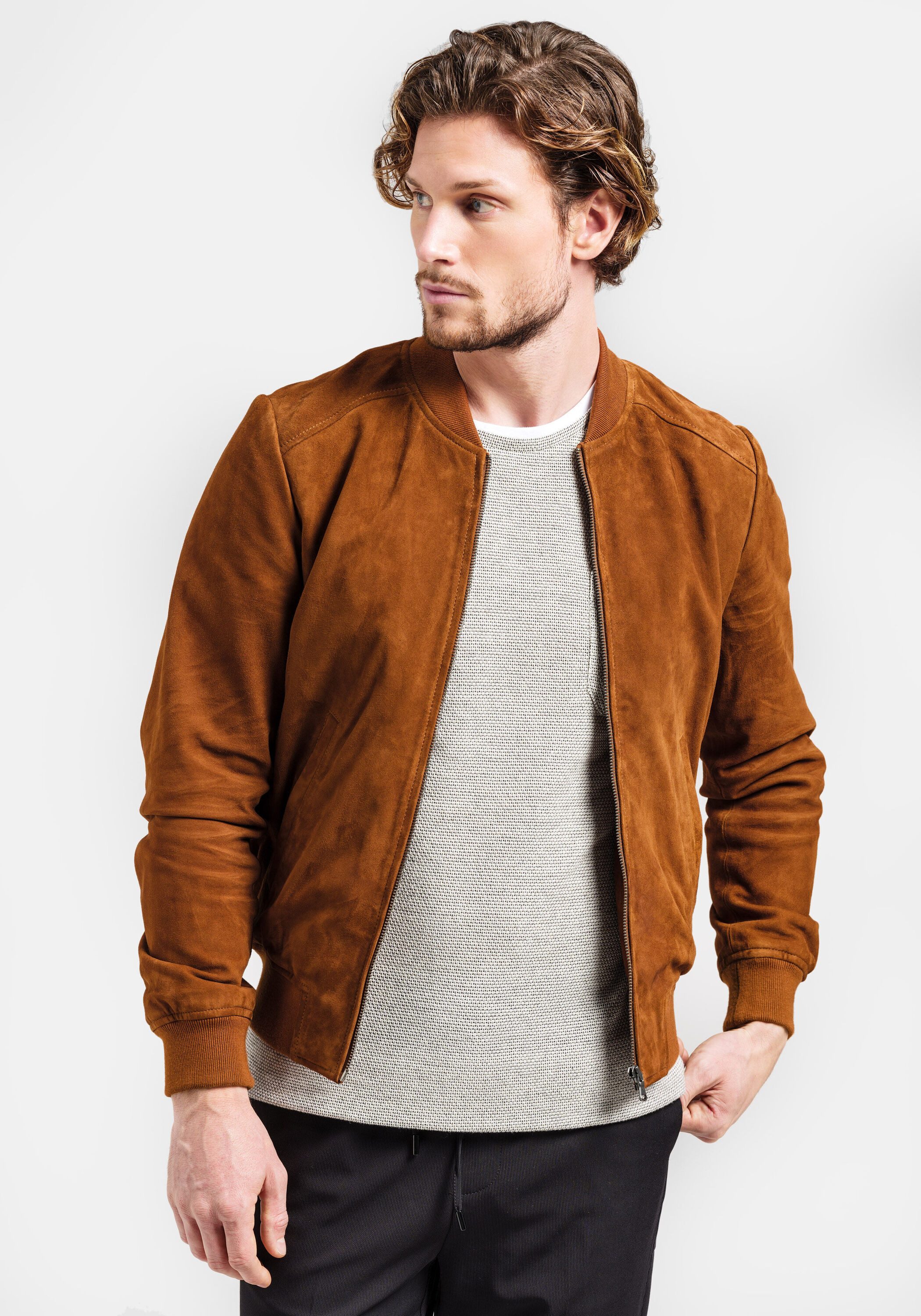 18N62 18N62 Lederjacke NEANGLO (1-St) im College-Style aus weichem Ziegenvelours