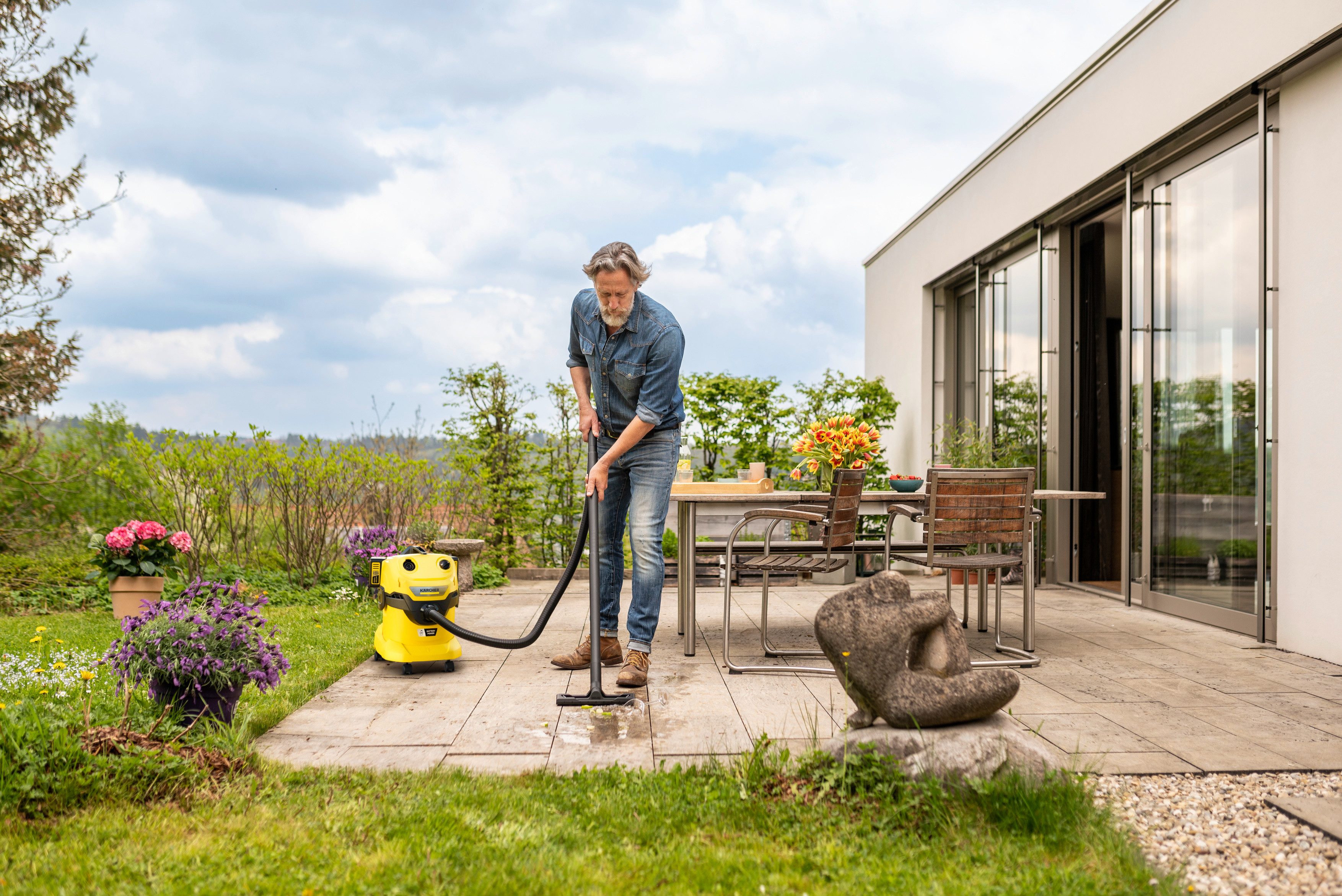 KÄRCHER Nass-Trocken-Sauger WD 4-18 Dual V-20/22, 36-V-Motor, 20 l Kunststoffbehälter, ohne Akku und Ladegerät