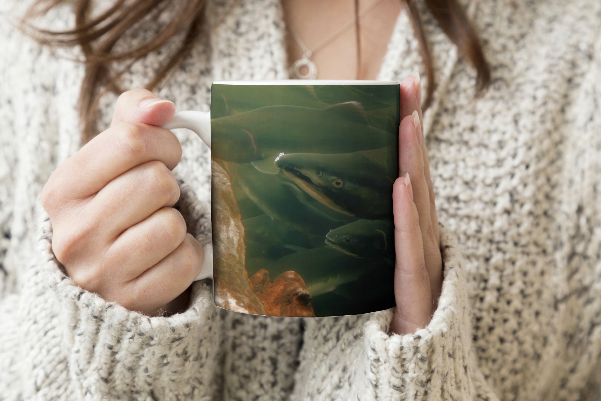 Teetasse, MuchoWow - Teetasse, Geschenk Grau, Fluss - Becher, Kaffeetassen, Keramik, Tasse Fisch