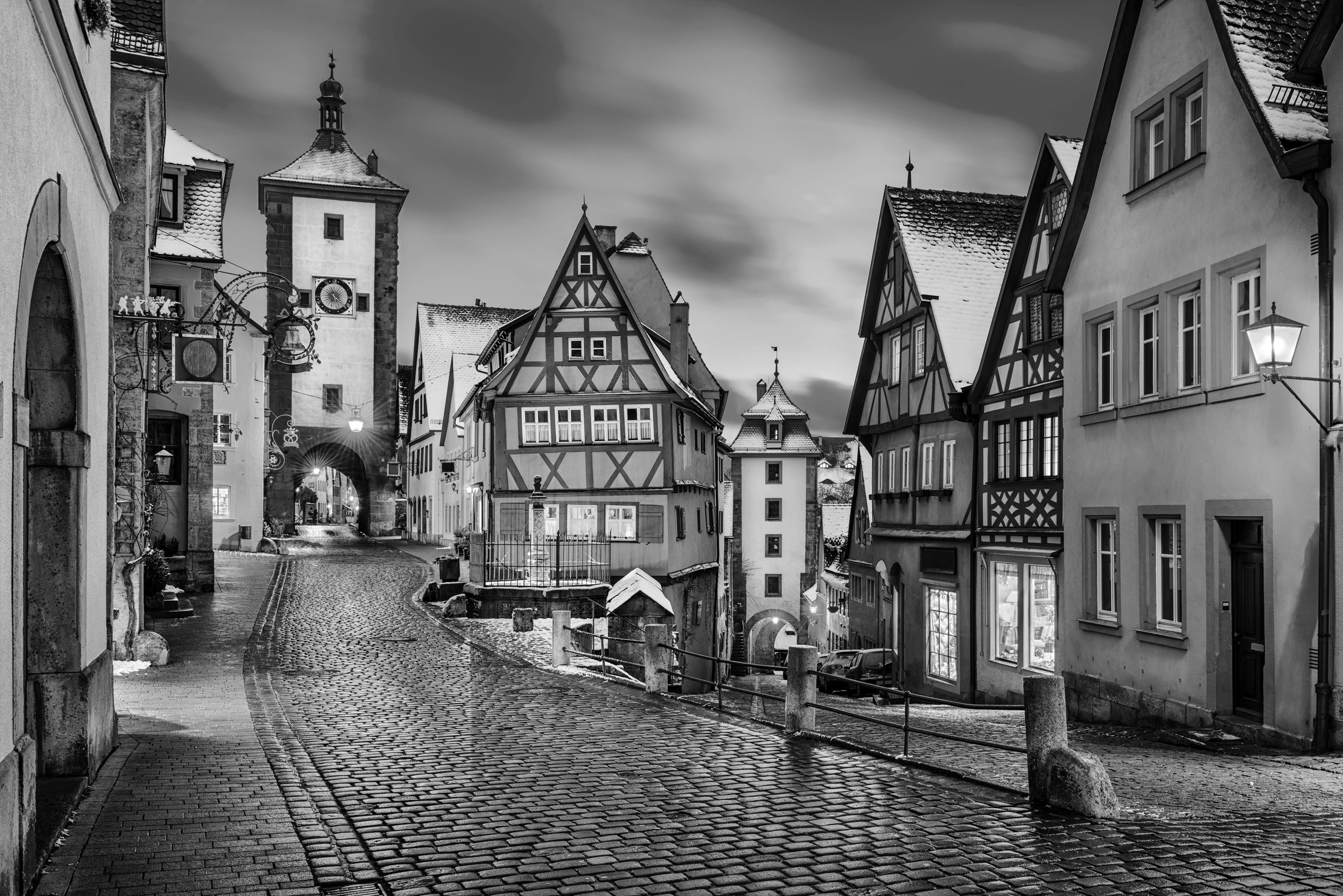 Papermoon Fototapete Stadt Schwarz & Weiß