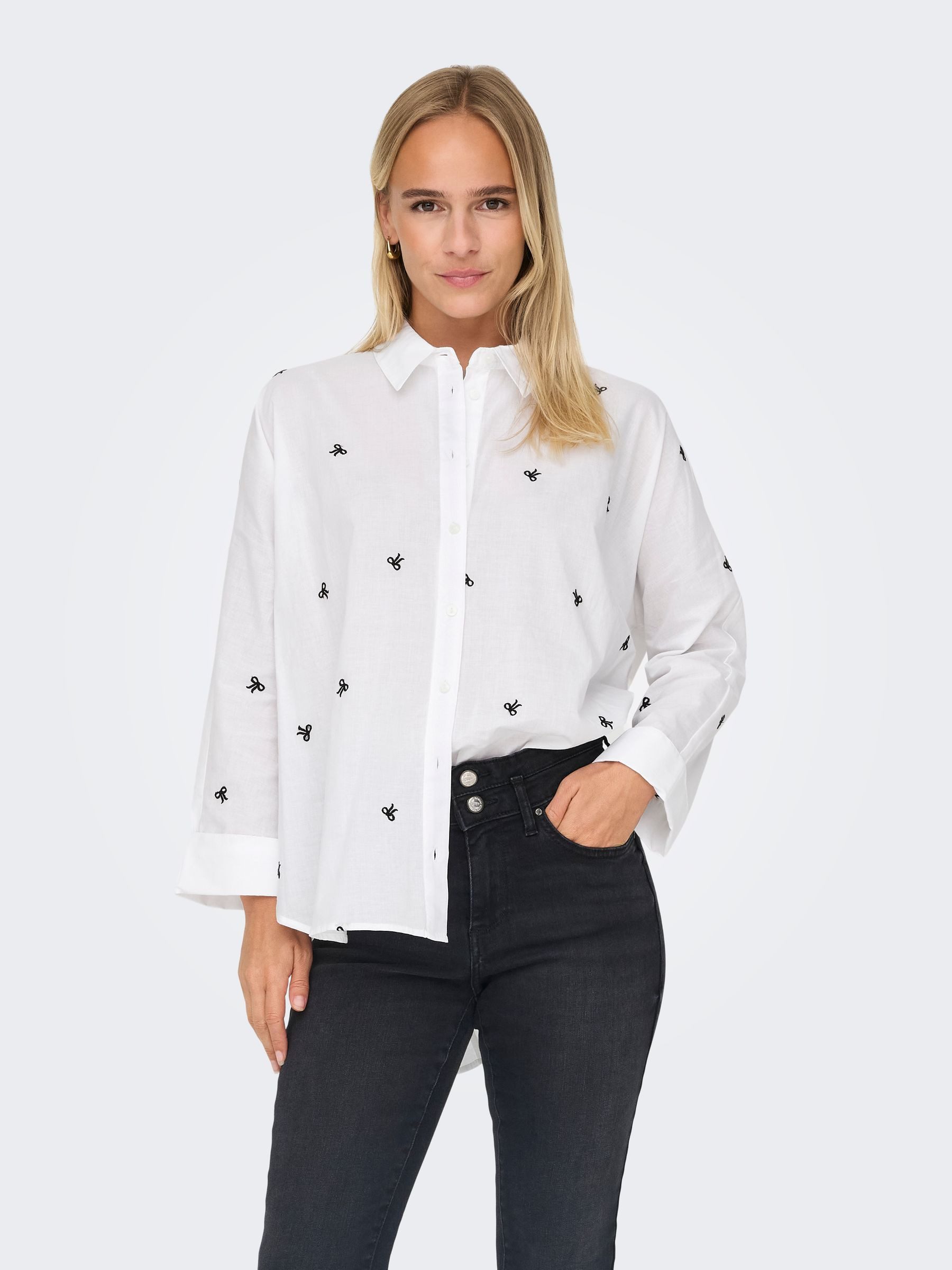ONLY Blusenshirt Hemdkragen Box Fit Manschetten günstig online kaufen