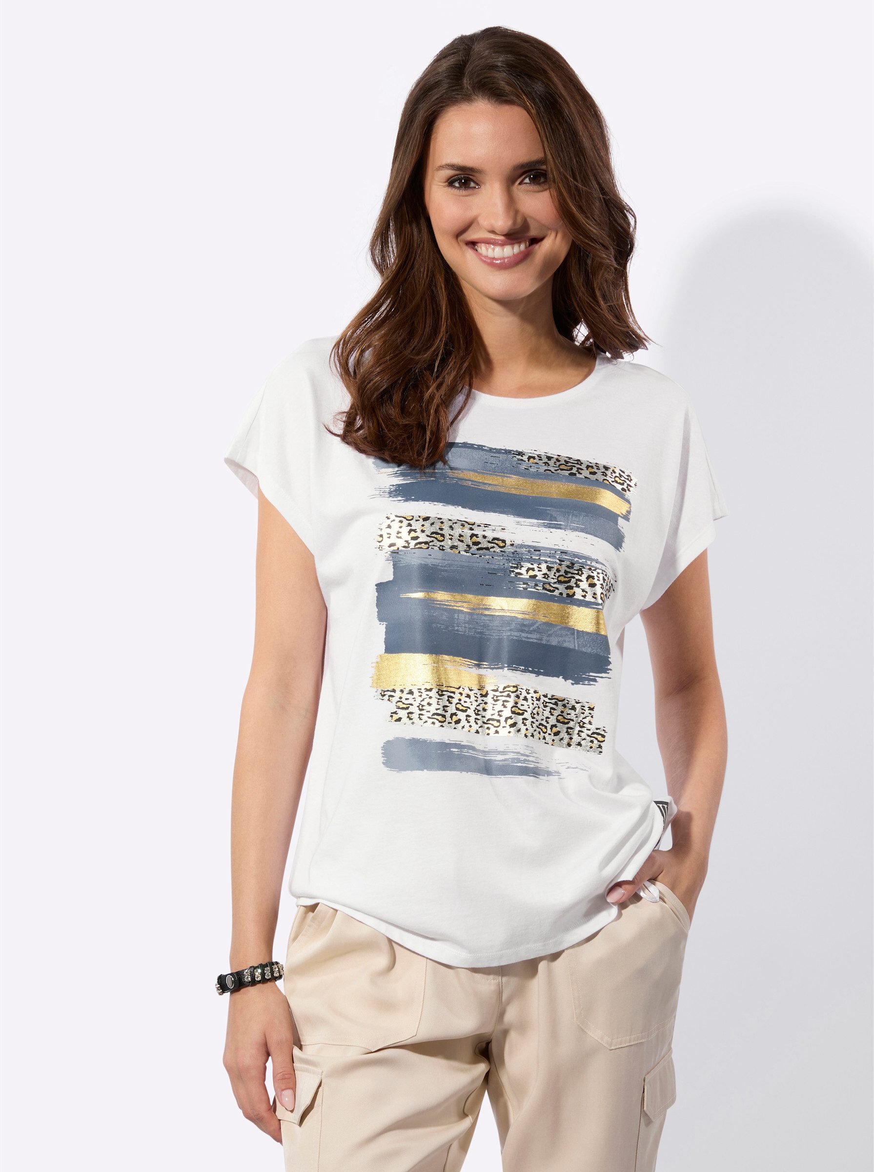 T-Shirt Shirt .