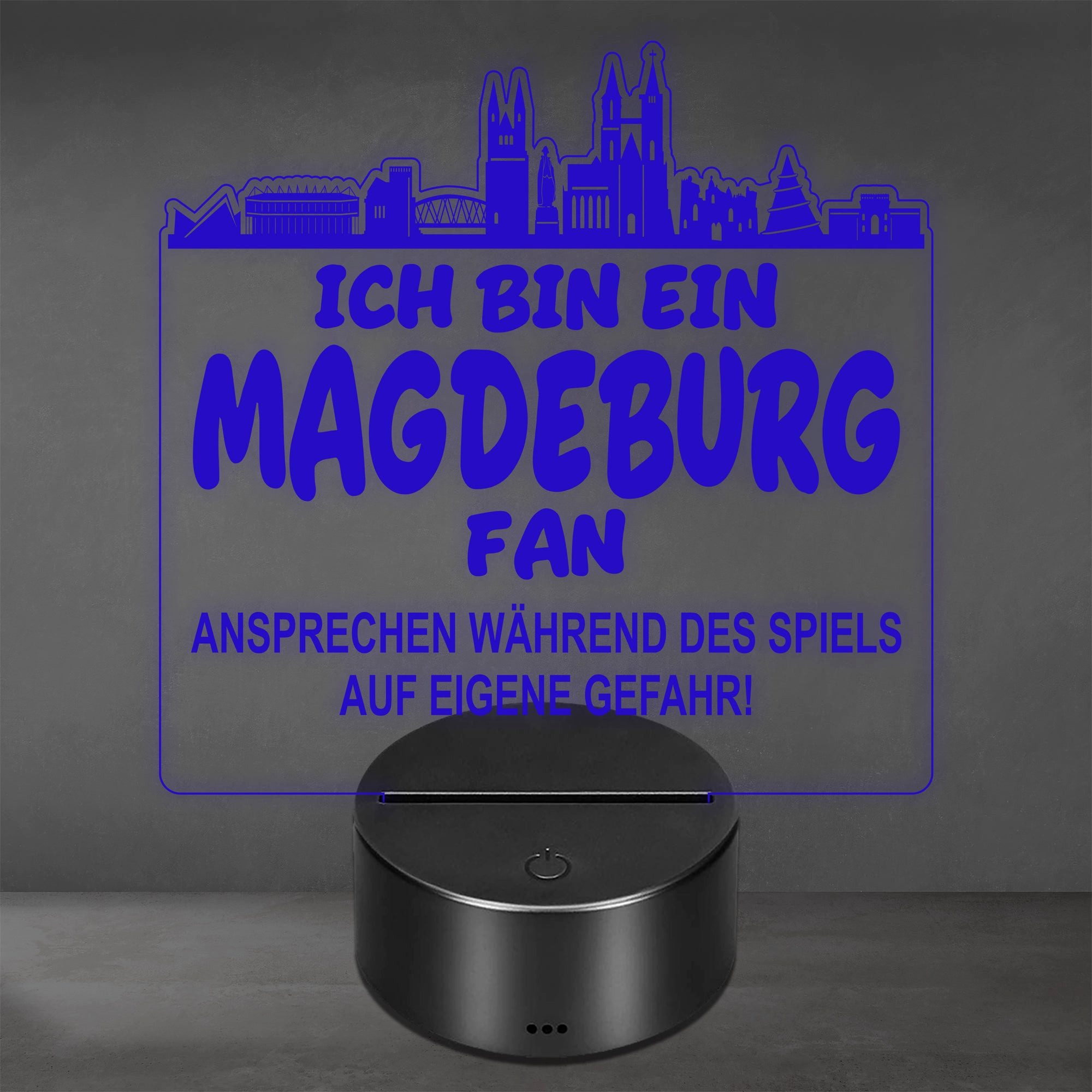 Lieblingsmensch LED Nachtlicht Fußball - Ich bin ein Magdeburg Fan - Ansprechen auf eigene Gefahr, LED fest integriert, Farbwechsel oder feste Farbe mit Fernbedienung & Touch, Man Cave Stimmungslicht – 19x23cm