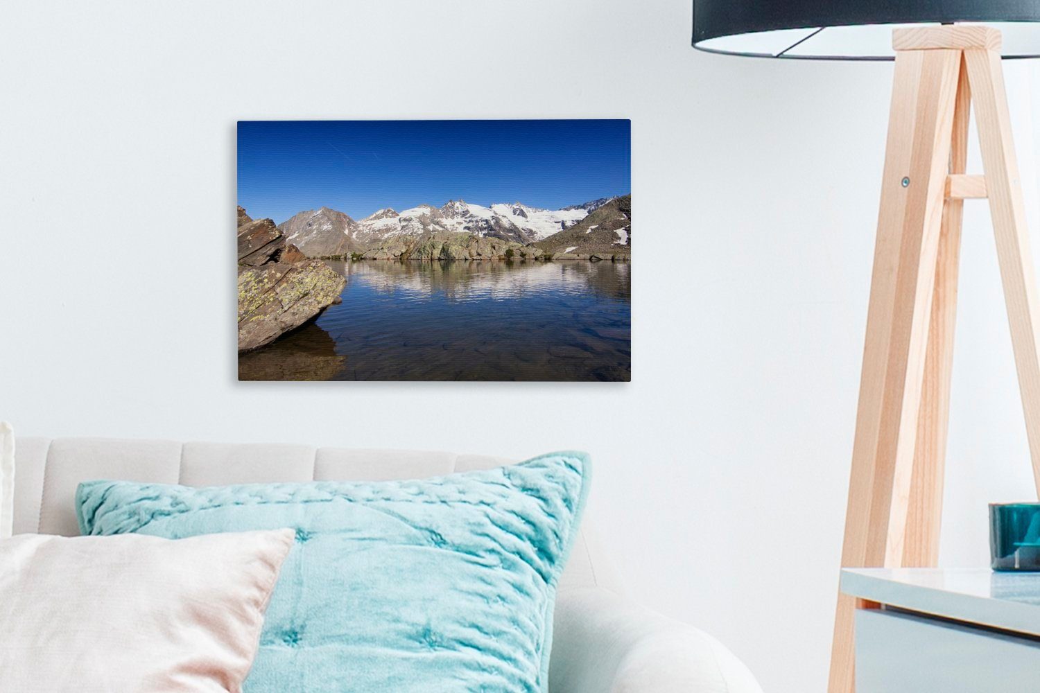 OneMillionCanvasses® Leinwandbild Aufhängefertig, Himmel St), 30x20 cm in Wanddeko, Gran-Paradiso-Nationalpark dem (1 Italien, über Blauer Wandbild Leinwandbilder