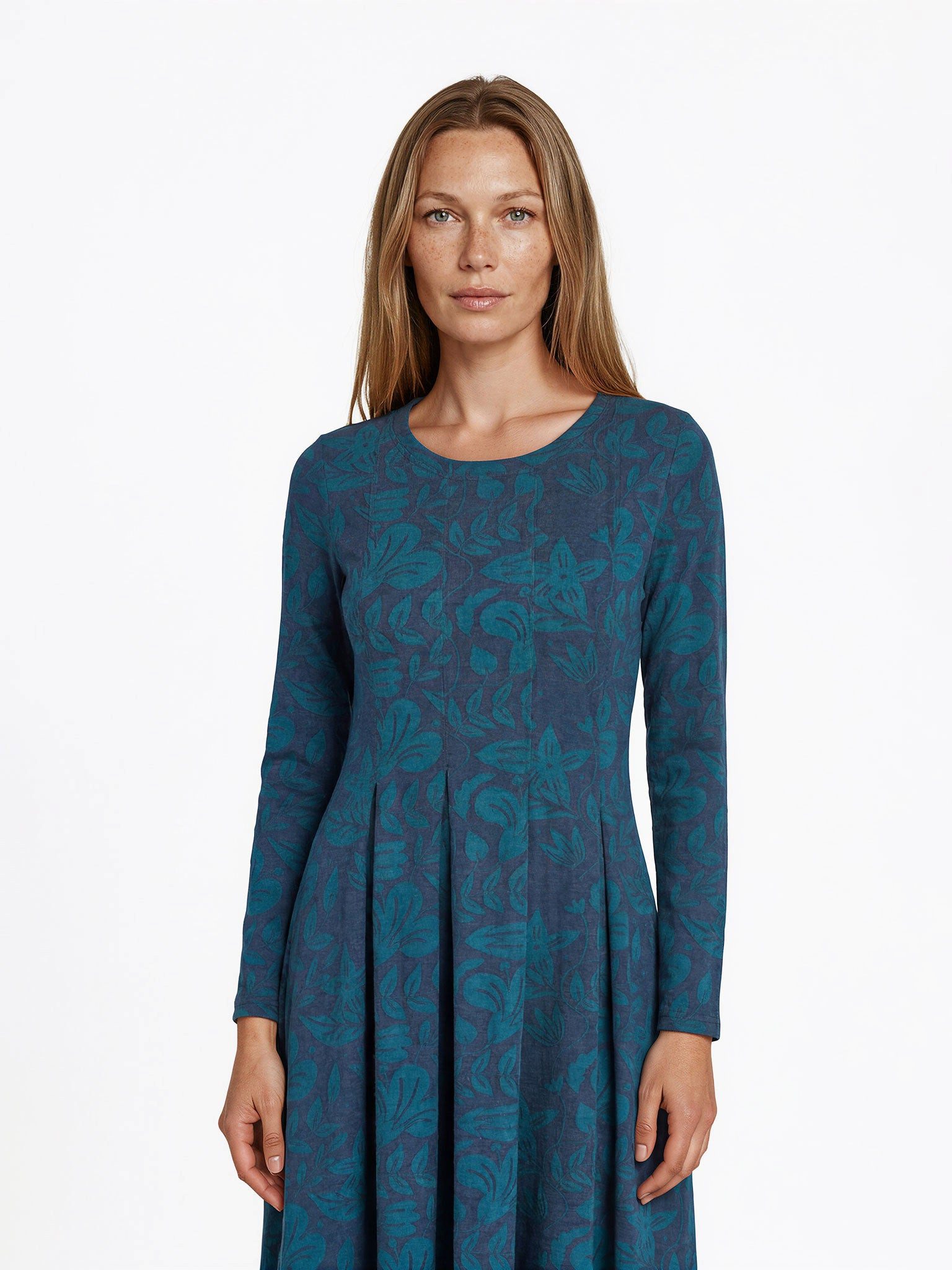 Himalaya Clothing Midikleid Damen Bio Baumwollkleid floral ausgestellt Langarm casual GOTS-zertifiziert mit weichem Stretch und taillierenden Falten