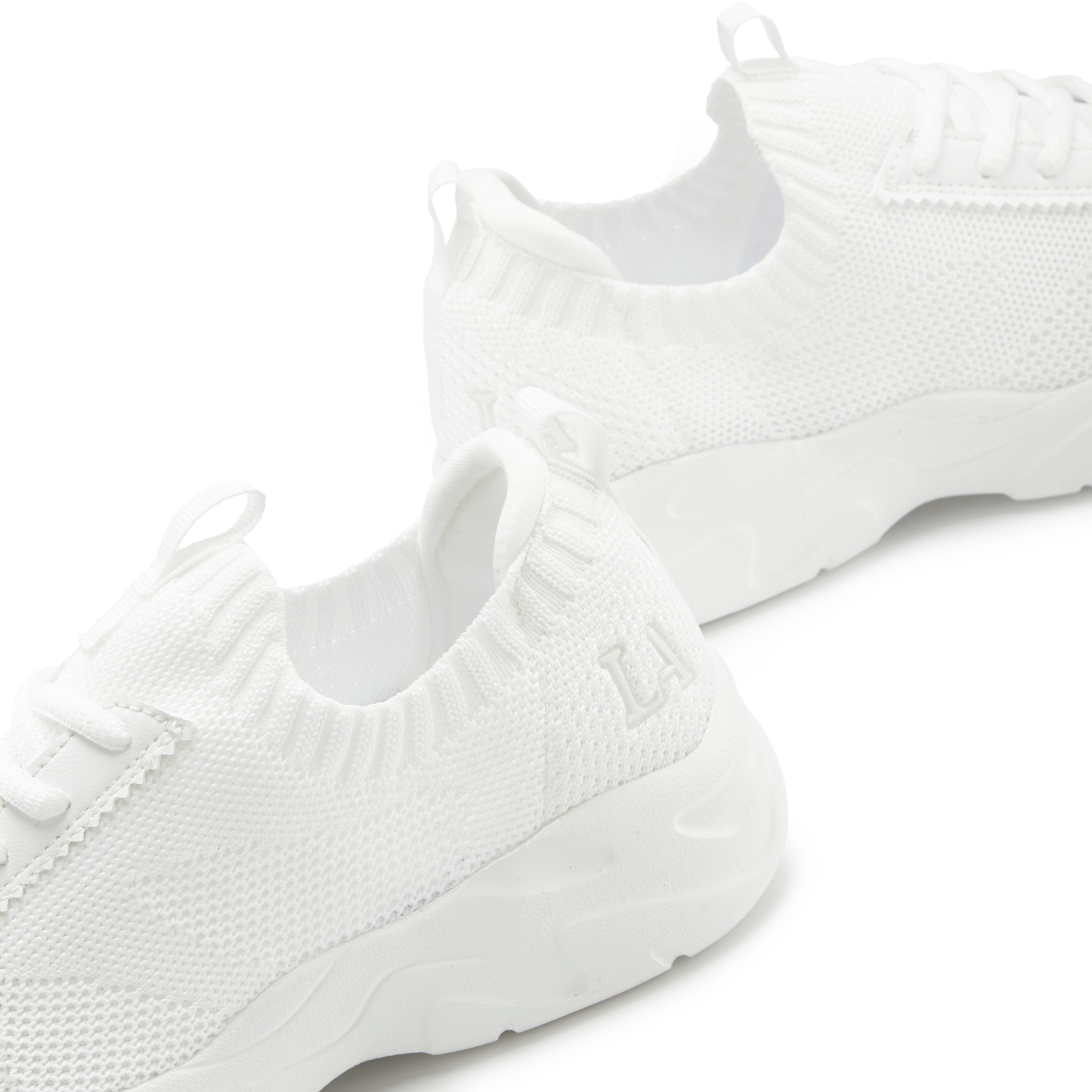 LASCANA ACTIVE Turnschuhe, Sneaker ultraleicht und bequem zum Reinschlüpfen mit Zierschnürung VEGAN