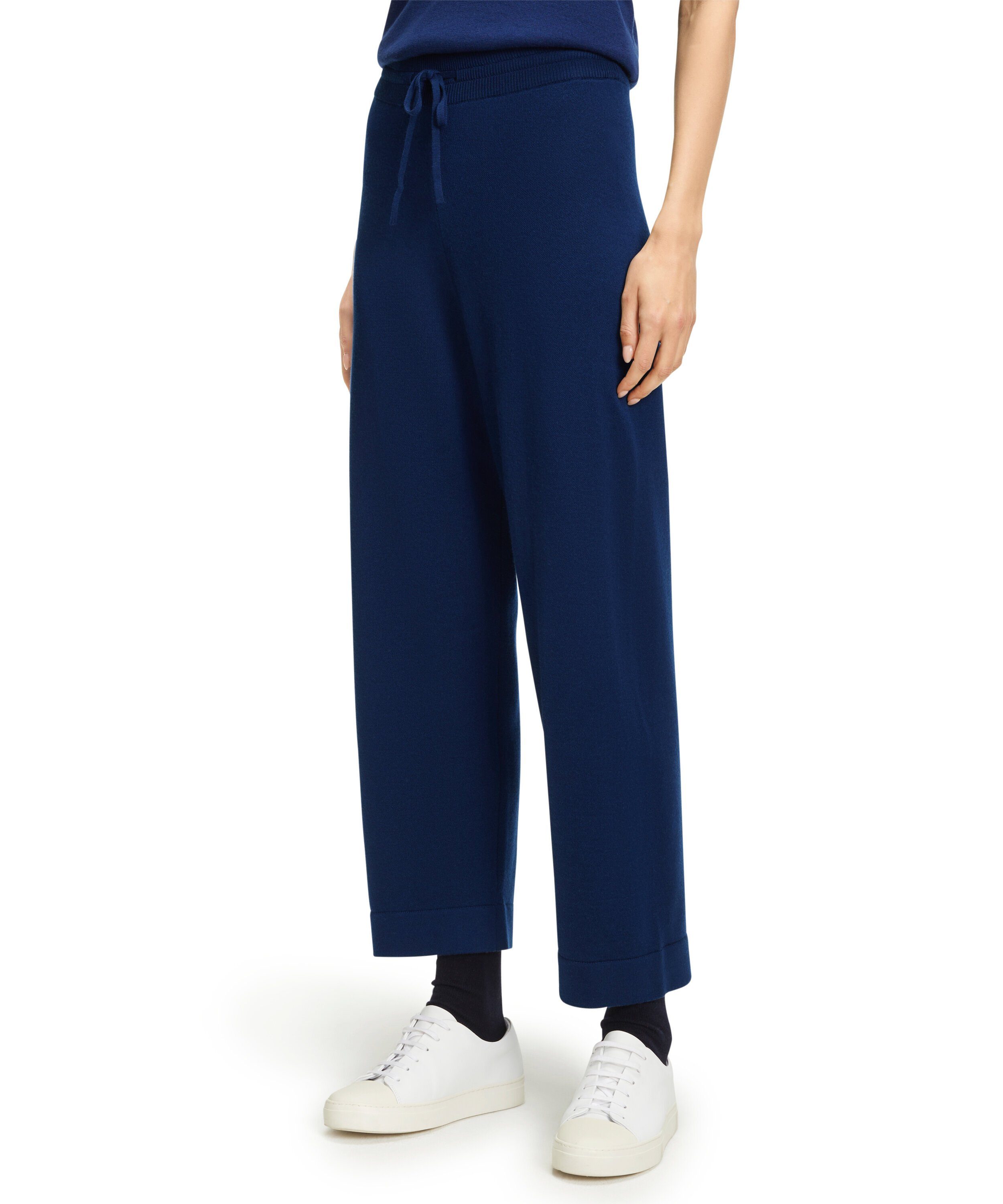 FALKE Strickhose (1-tlg) mit Merinowolle (6437) sky night