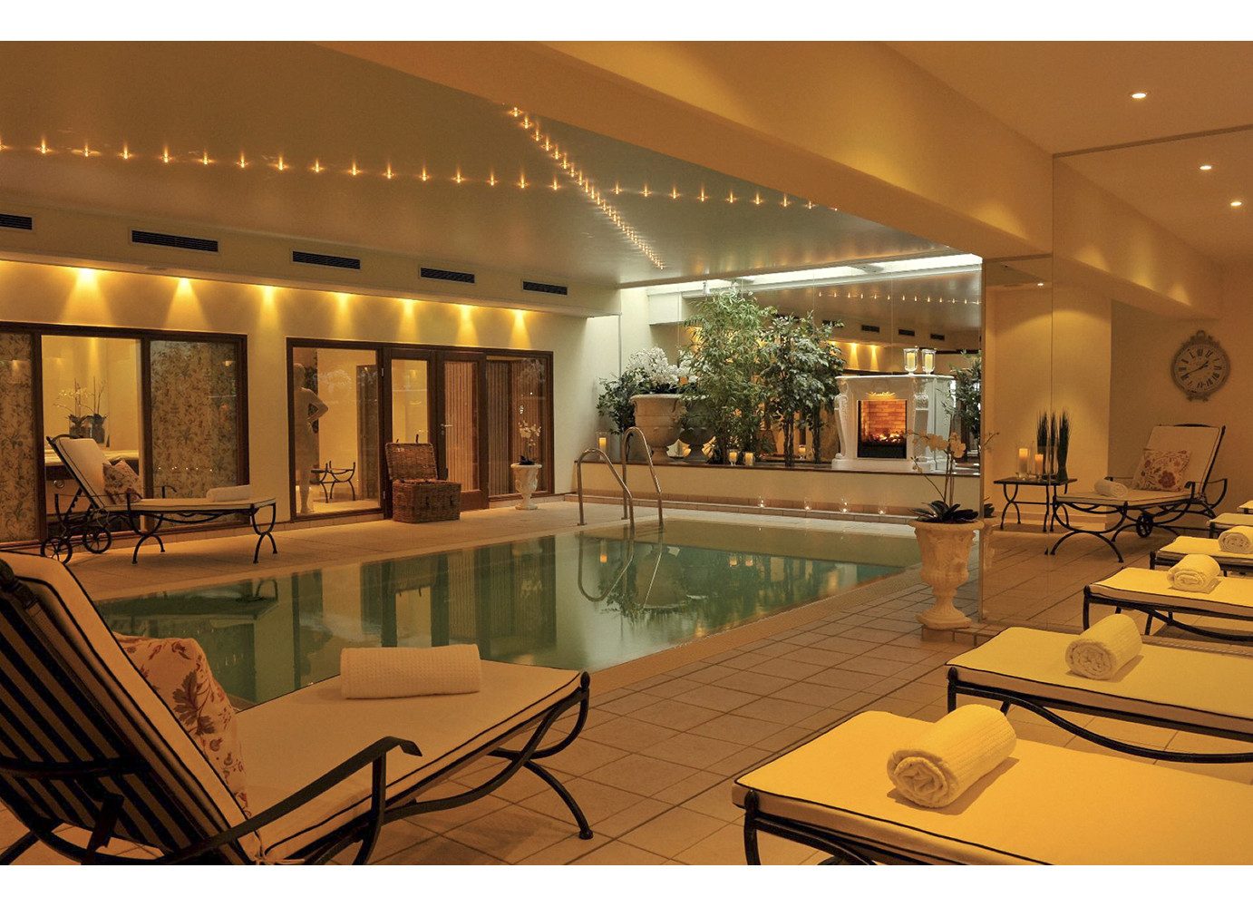 mydays Erlebnisgutschein Wellness Wochenende Hohen Demzin für 2 (2 Nächte), Wellness-Kurztrip inklusive Verwoehnprogramm fuer 2 Personen