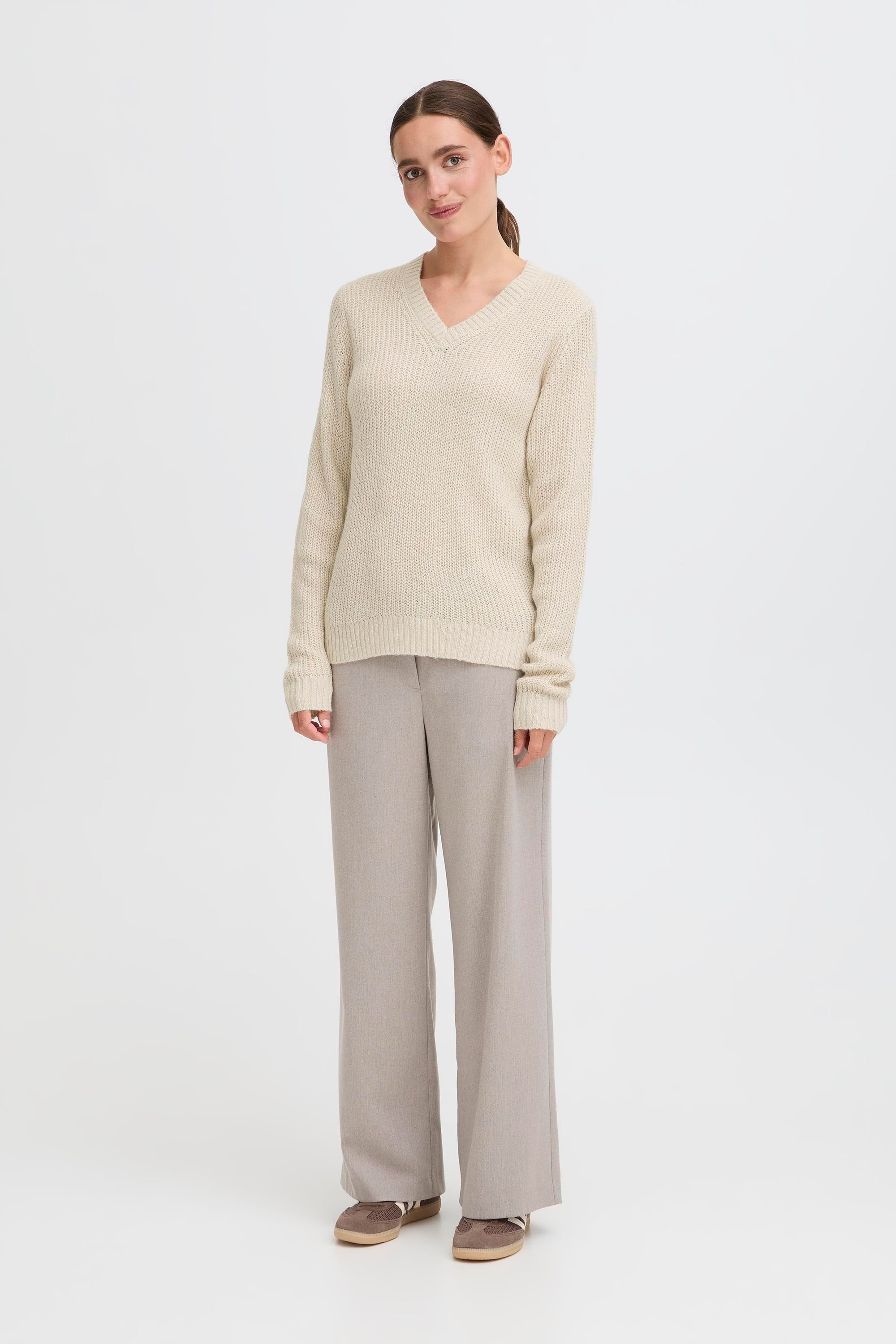 OXMO V-Ausschnitt-Pullover OXFSinvi Modischer Grobstrick-Pullover mit V-Ausschnitt