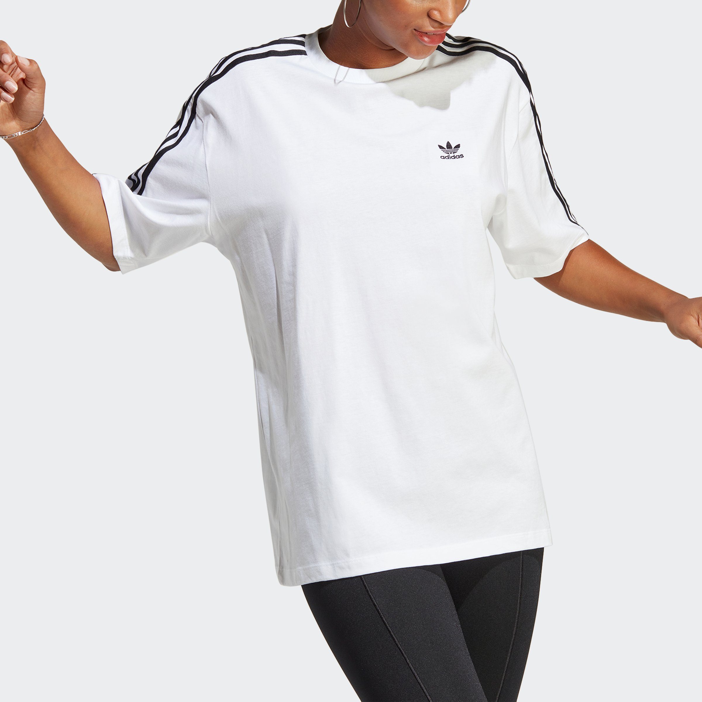 adidas Originals T-Shirt ADICOLOR CLASSICS OVERSIZED White | Sport-T-Shirts