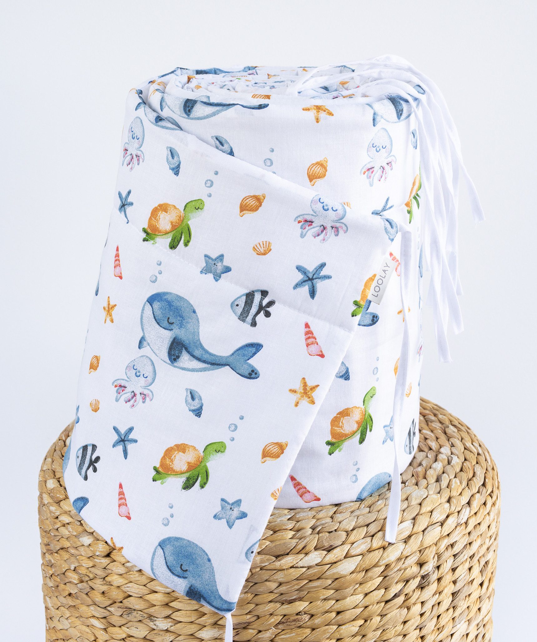 Loolay Bettnestchen Meer Ozean Wal Fische Schildkröte Baumwolle Babybett BETTUMRANDUNG, (Bett 140 x 70cm - 420, 210 cm, 120 x 60cm - 360, 180 cm, Babyausstattung Umrandung Kopfschutz Kantenschutz Bettschlange), PREMIUM Baby GESCHENK! 100% Bio Baumwolle!