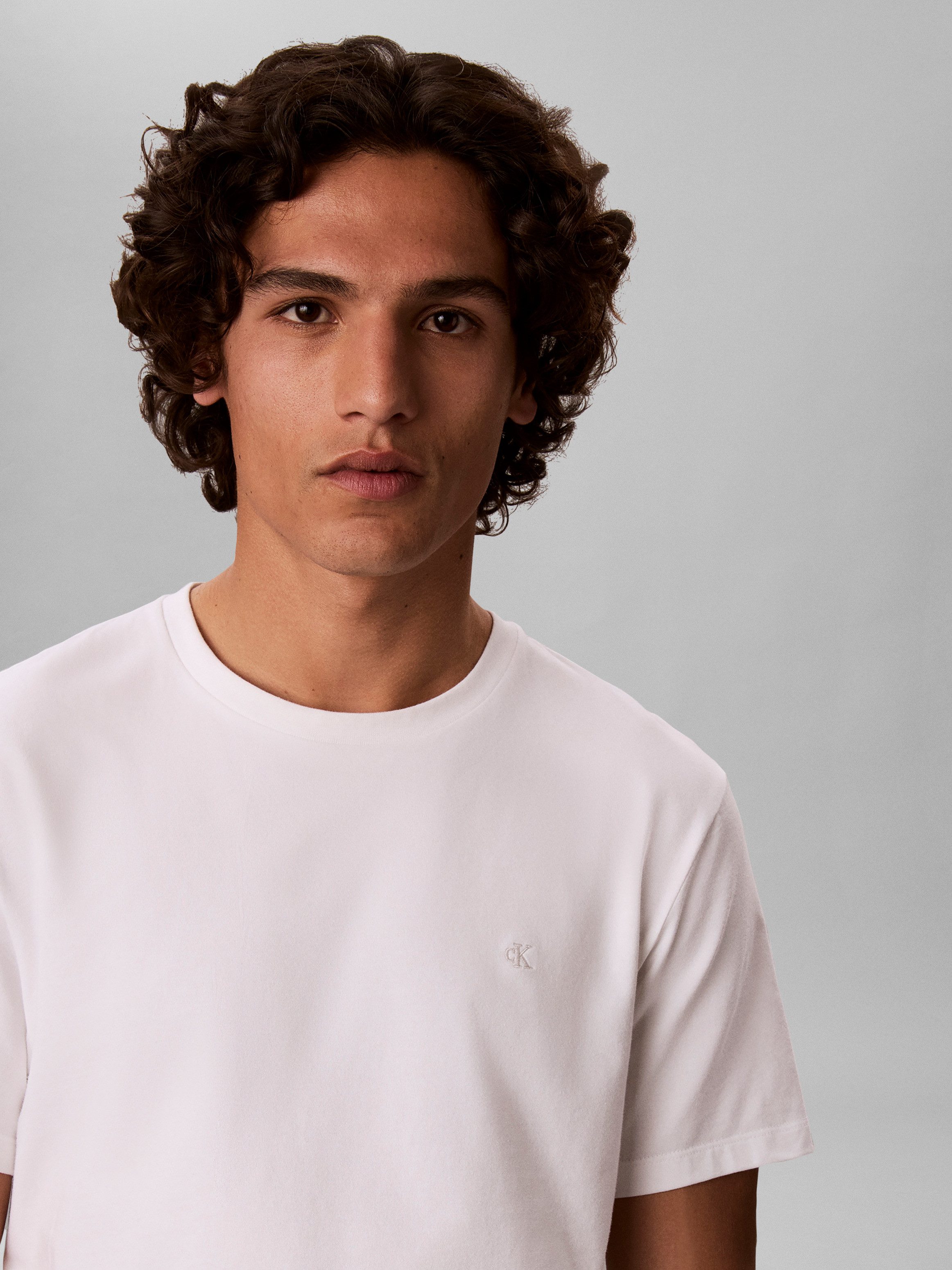 Calvin Klein Jeans T-Shirt SS STRETCH COTTON SLIM TEE Mit Rundhalsausschnitt – Bild 4 von 5