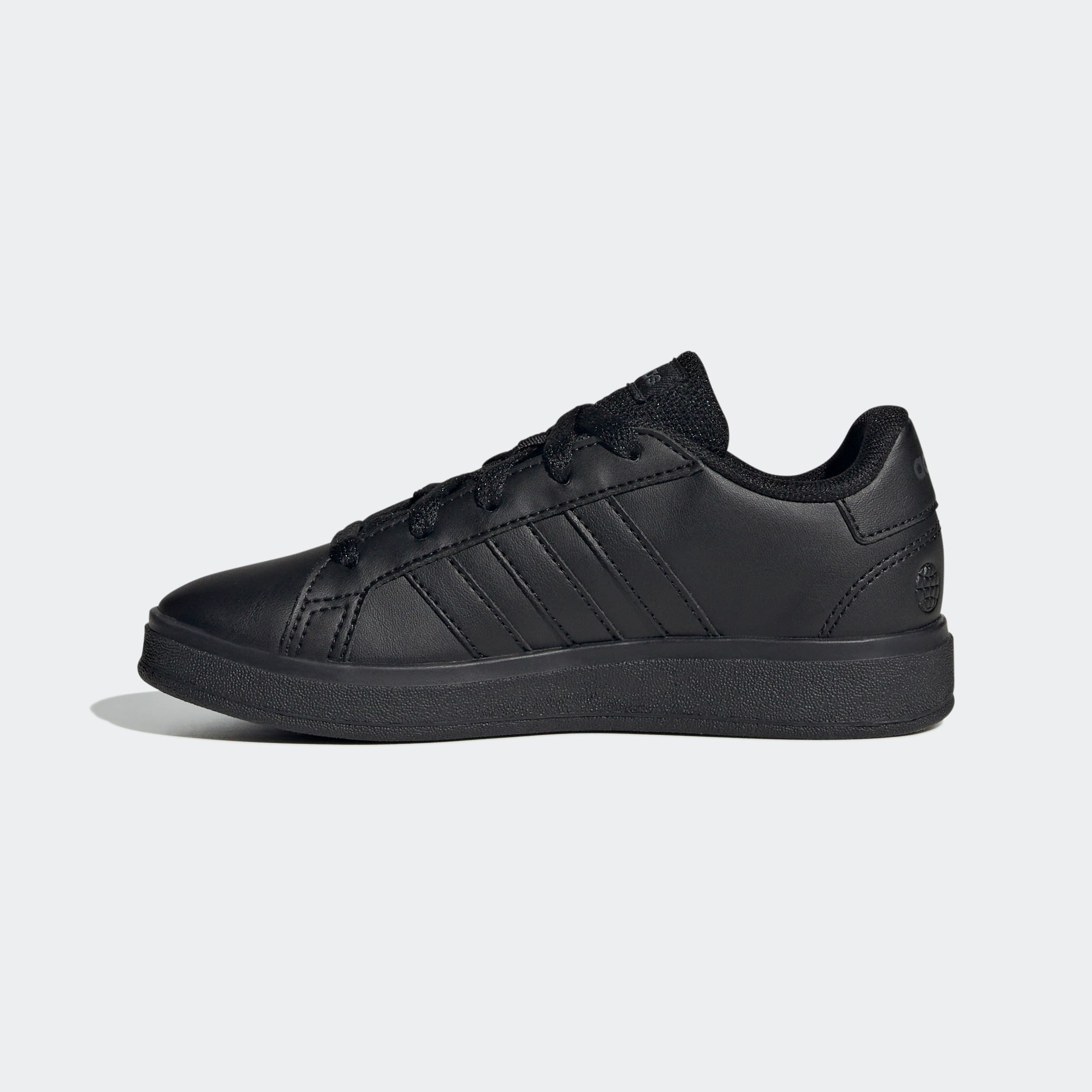 adidas Sportswear GRAND COURT LIFESTYLE TENNIS LACE-UP Sneaker Design auf den Spuren des adidas Superstar, für Kinder & Jugendliche