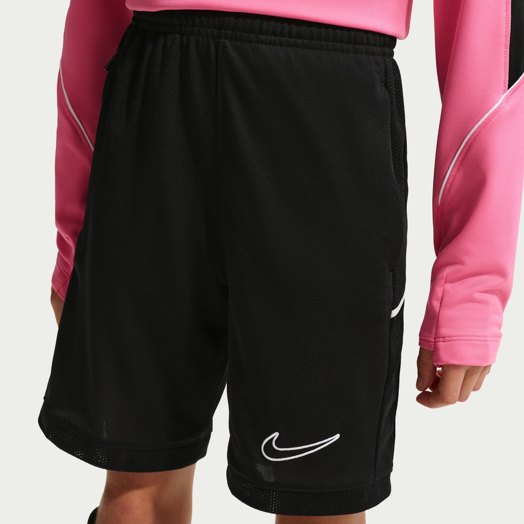 Nike Trainingsshorts Nike Academy Big Kids' Dri-FIT 7" Soccer Shorts Für Kinder und Jugendliche