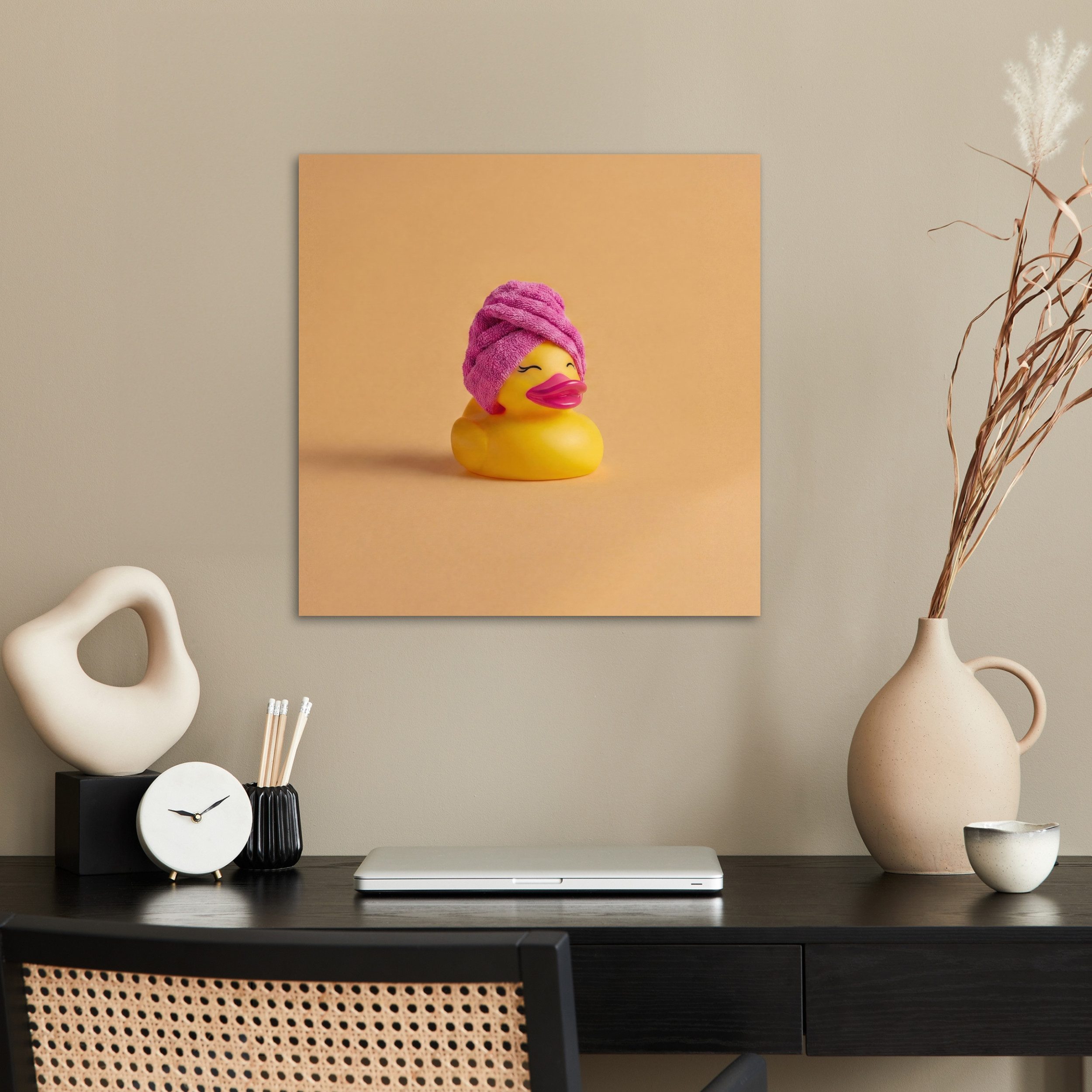 MuchoWow Poster Gummi-Ente - Handtuch - Farbenfroh, (1 St), Poster ohne Rahmen, Wandbild, Wandposter, 50x50 cm