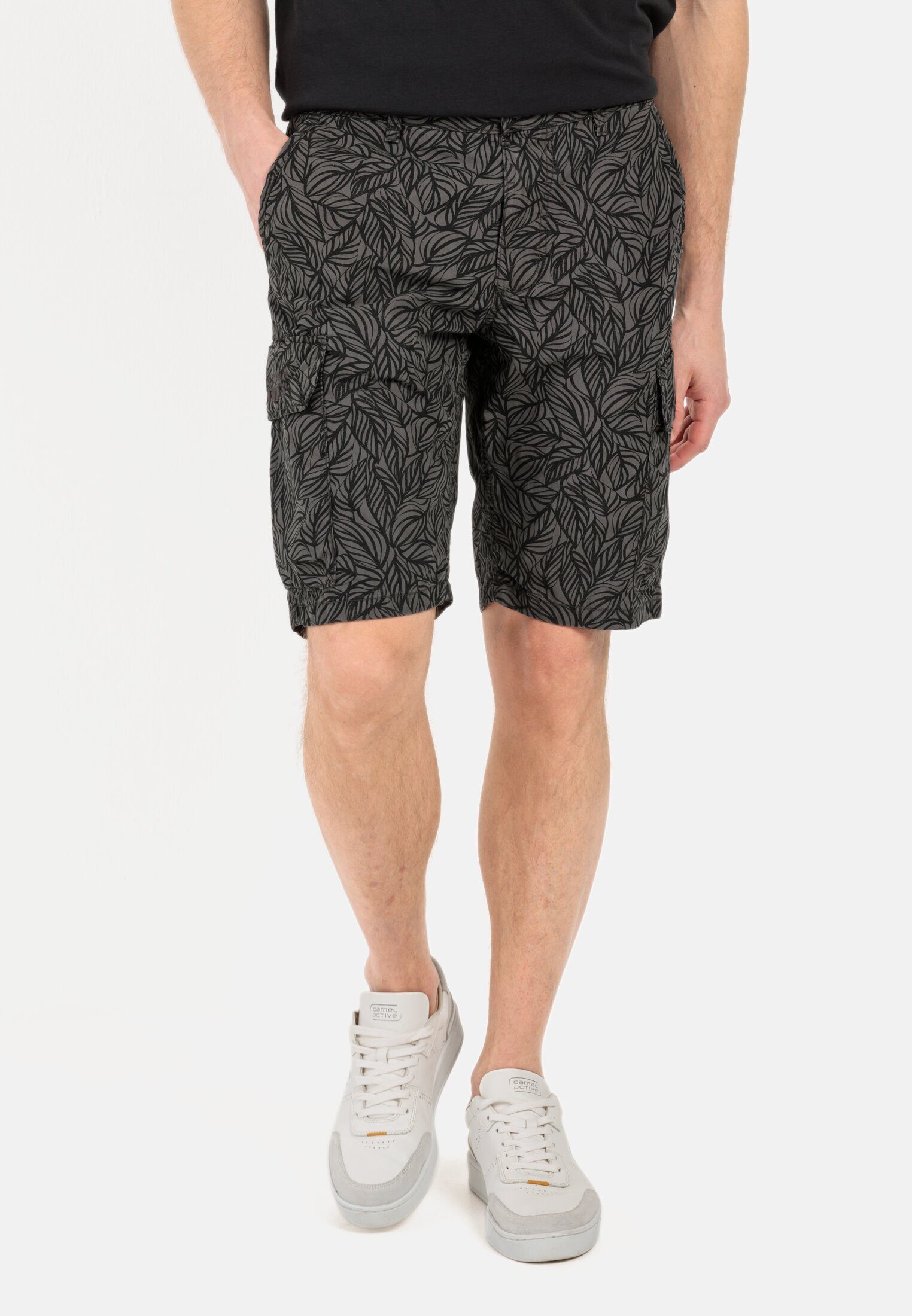 Cargoshorts mit Allover-Print