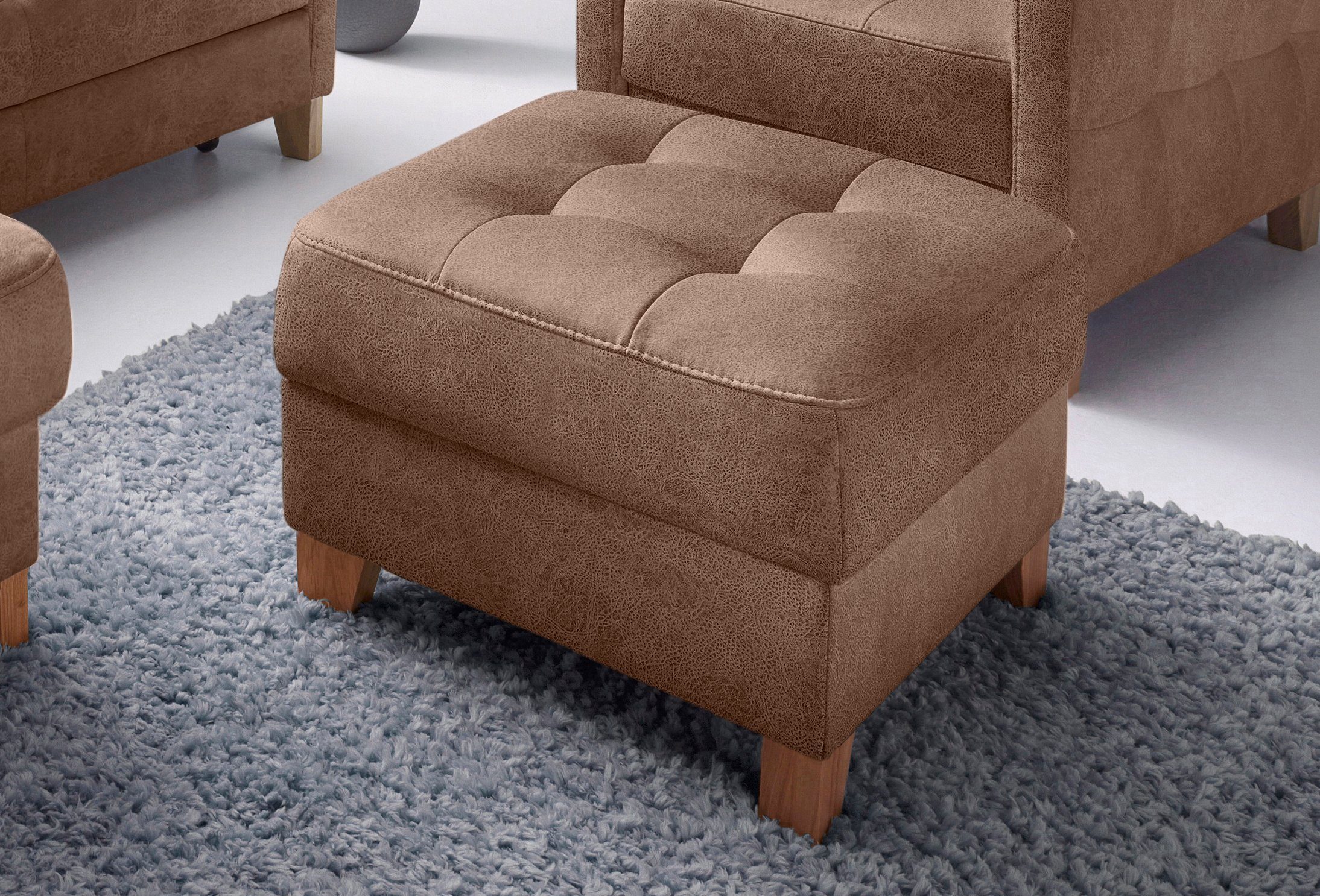 exxpo - sofa fashion Табуретки Elio bequemer Sitzkomfort und aufwendiger Detailverarbeitung, mit Staufach unter der Sitzfläche