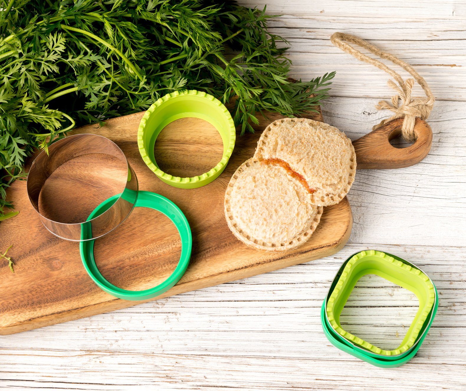 LEKKABOX Ausstechform 2er Set Brot Ausstecher mit Versiegelung für gefüllte Sandwiches, Hervorragend zum Ausstechen von Brot und Plätzchen – Bild 5 von 5