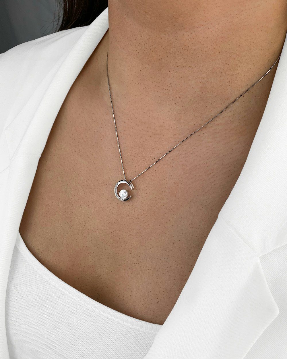 DANIEL CLIFFORD Kette mit Anhänger 'Phoebe' Damen Halskette Silber 925 Mond-Anhänger Kristall weiss (inkl. Verpackung), 45cm Collier Silberkette mit Mond-Anhänger Kristall