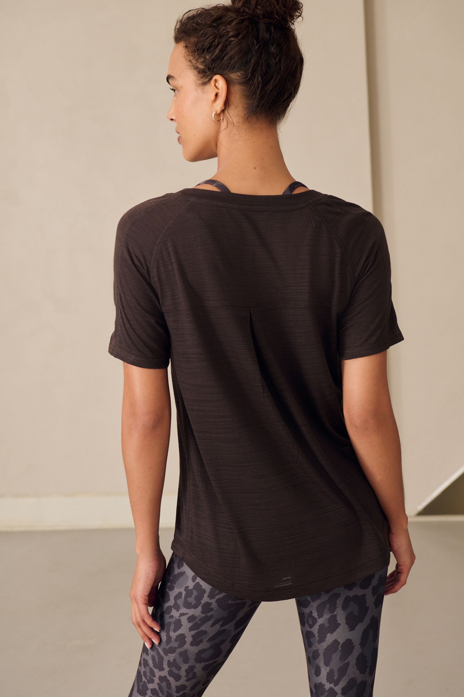 Next Trainingsshirt Leichtes Sport-T-Shirt mit Rundhalsausschnitt günstig online kaufen