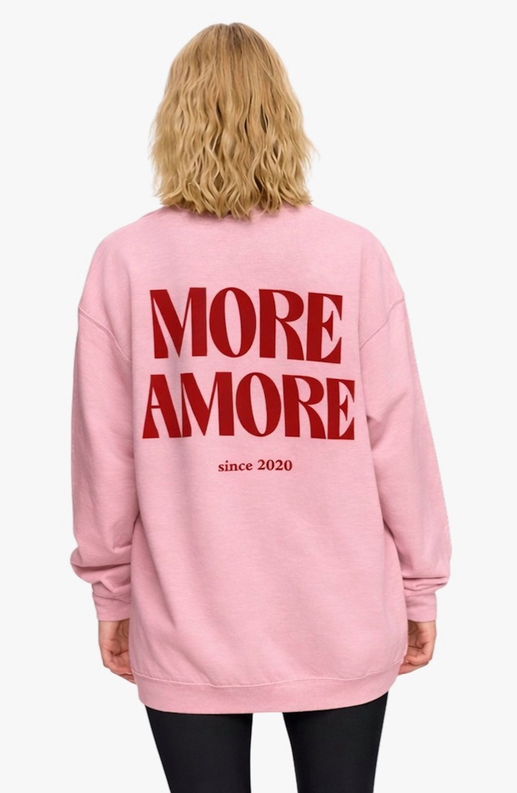 Worldclassca Sweatshirt Worldclassca Oversized Sweatshirt MORE AMORE Print Langarm Pullover Neue Kollektion - Stilvolle und gemütliche Casual Mode für Damen