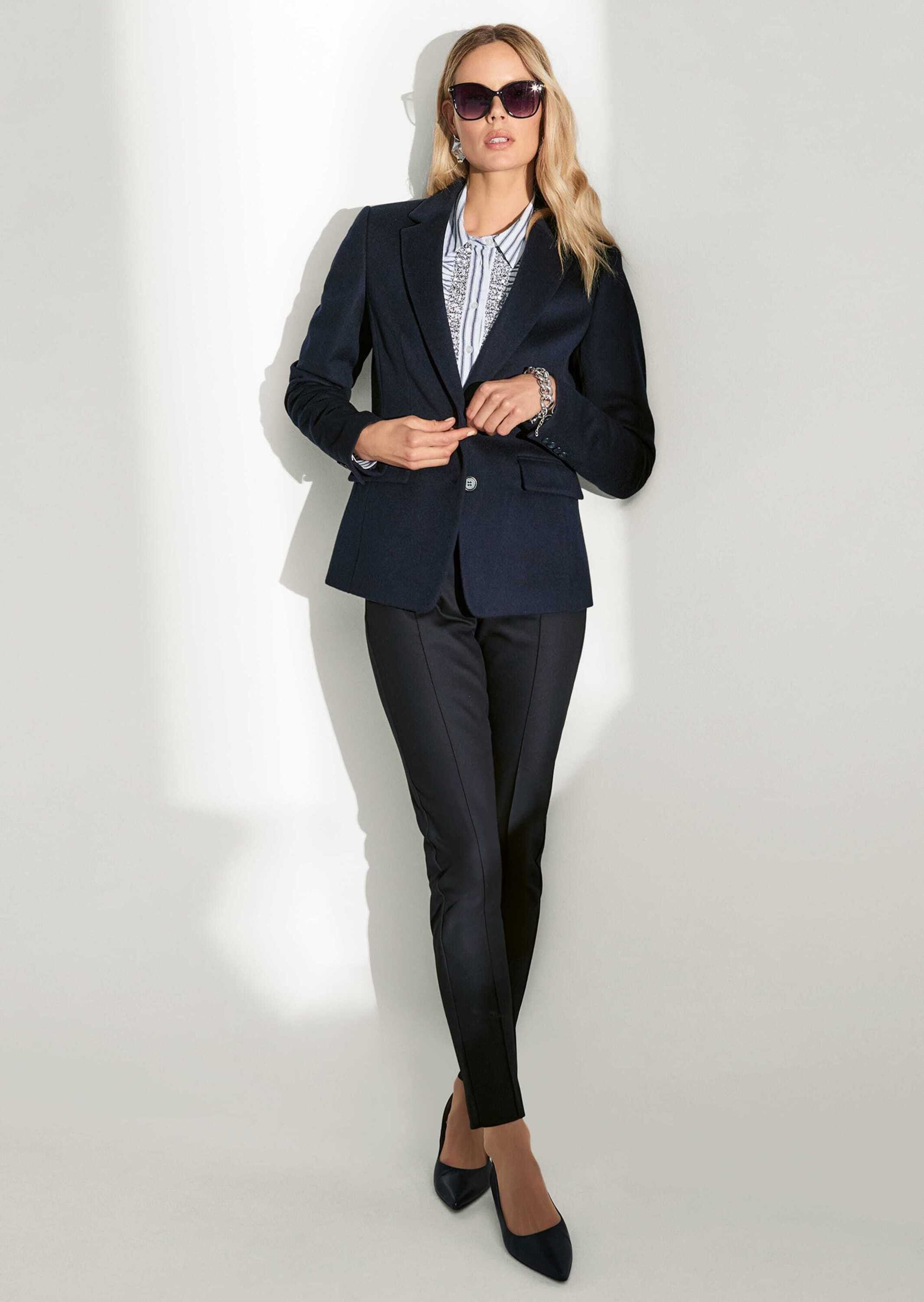 MADELEINE Kurzblazer Blazer aus reiner Wolle