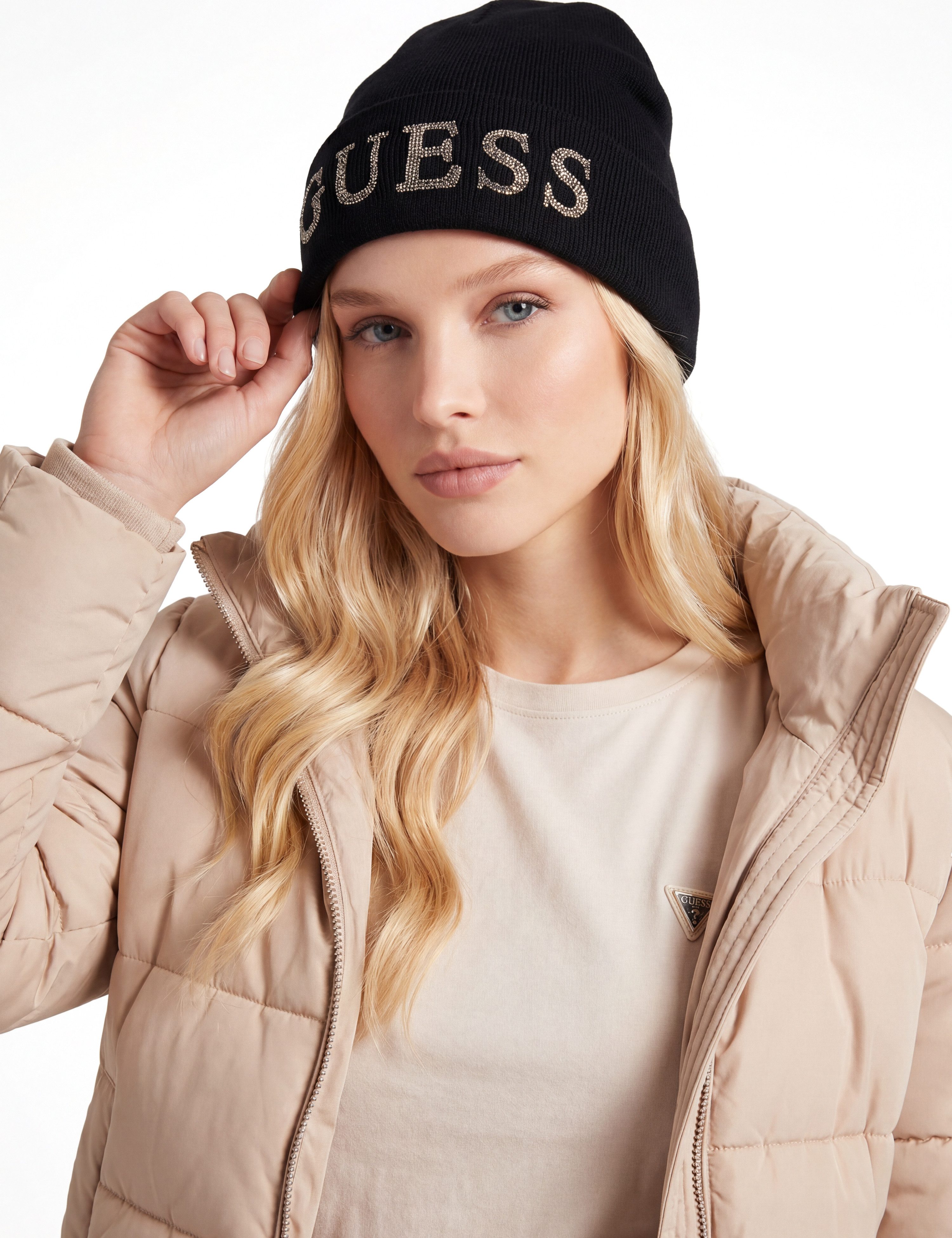 Guess Strickmütze BEANIE mit verziertem Logoschriftzug