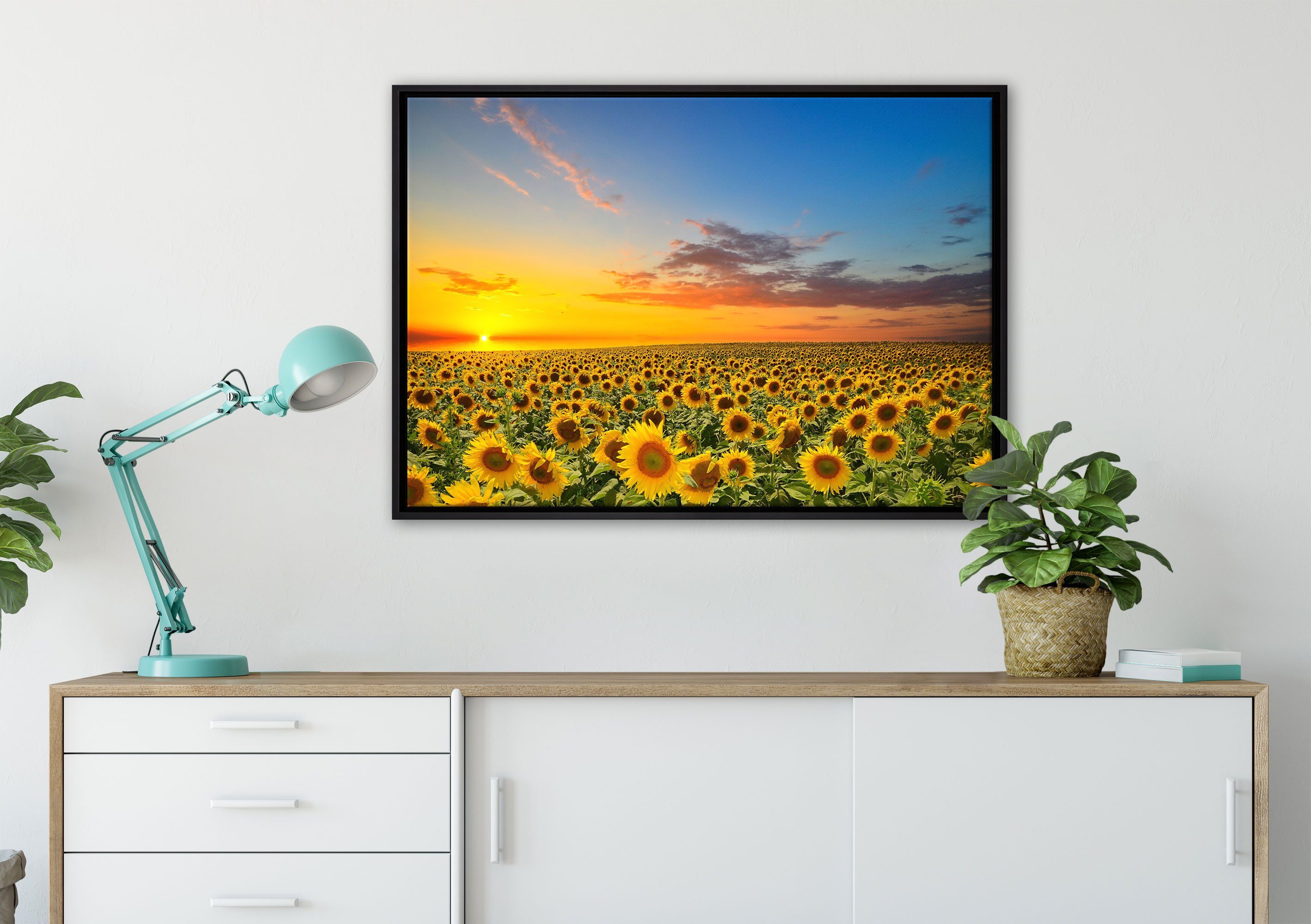 Pixxprint Leinwandbild Leinwandbild einem inkl. Zackenaufhänger Sonnenblumen, Wanddekoration in (1 Schattenfugen-Bilderrahmen gefasst, bespannt, St), fertig Sonnenuntergang