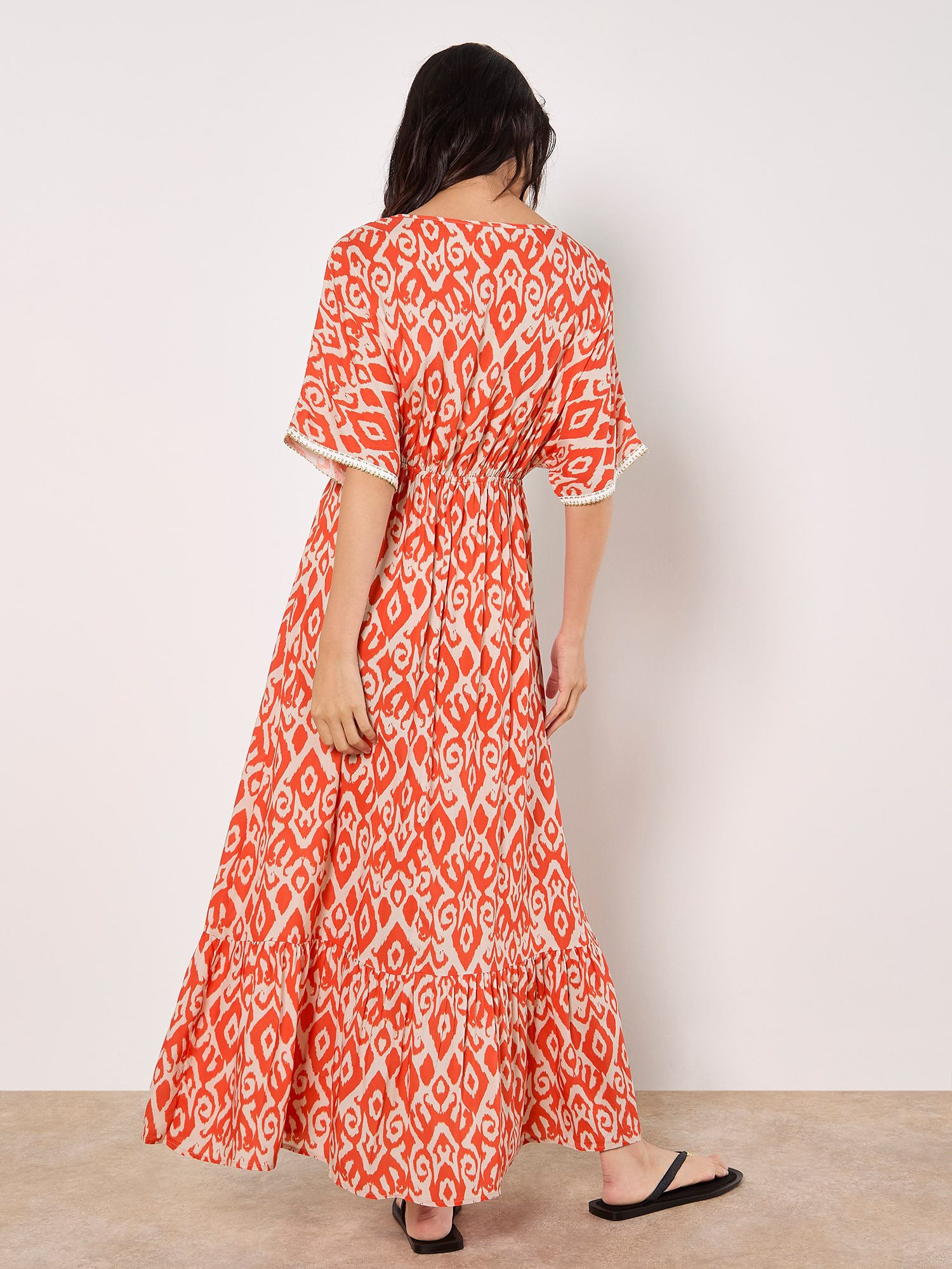 Apricot Maxikleid Ikat-Batwing-Maxikleid mit Crochet-Details